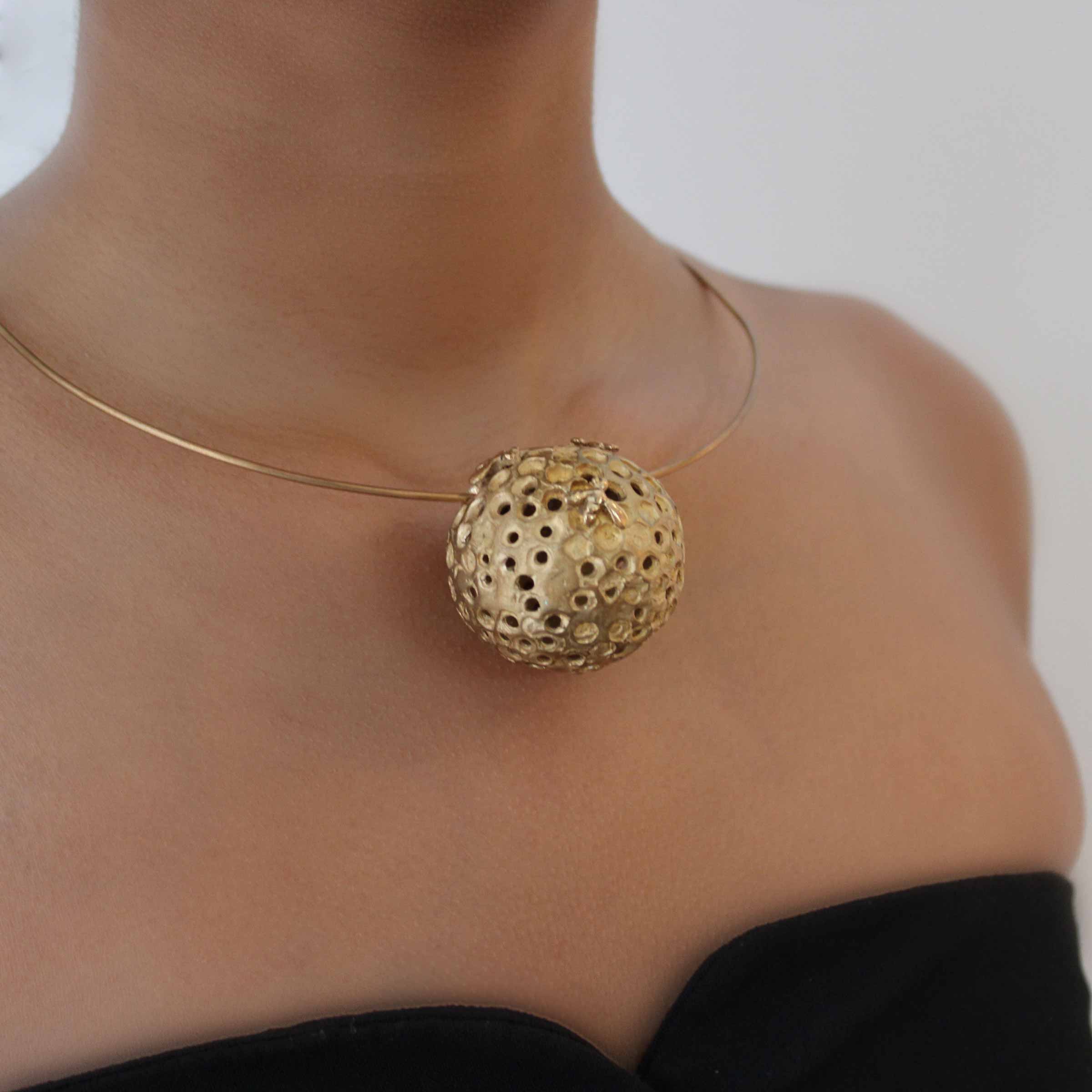 Bronze Necklace BEEHIVE by Jessica Carroll for BABS Art Gallery - Limited Edition、mySite、neckold
