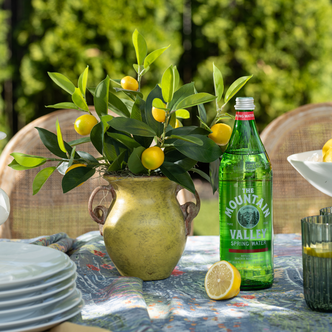  DH Lemons in Mustard Pottery Vase With Handles、mySite、elrpsem3k