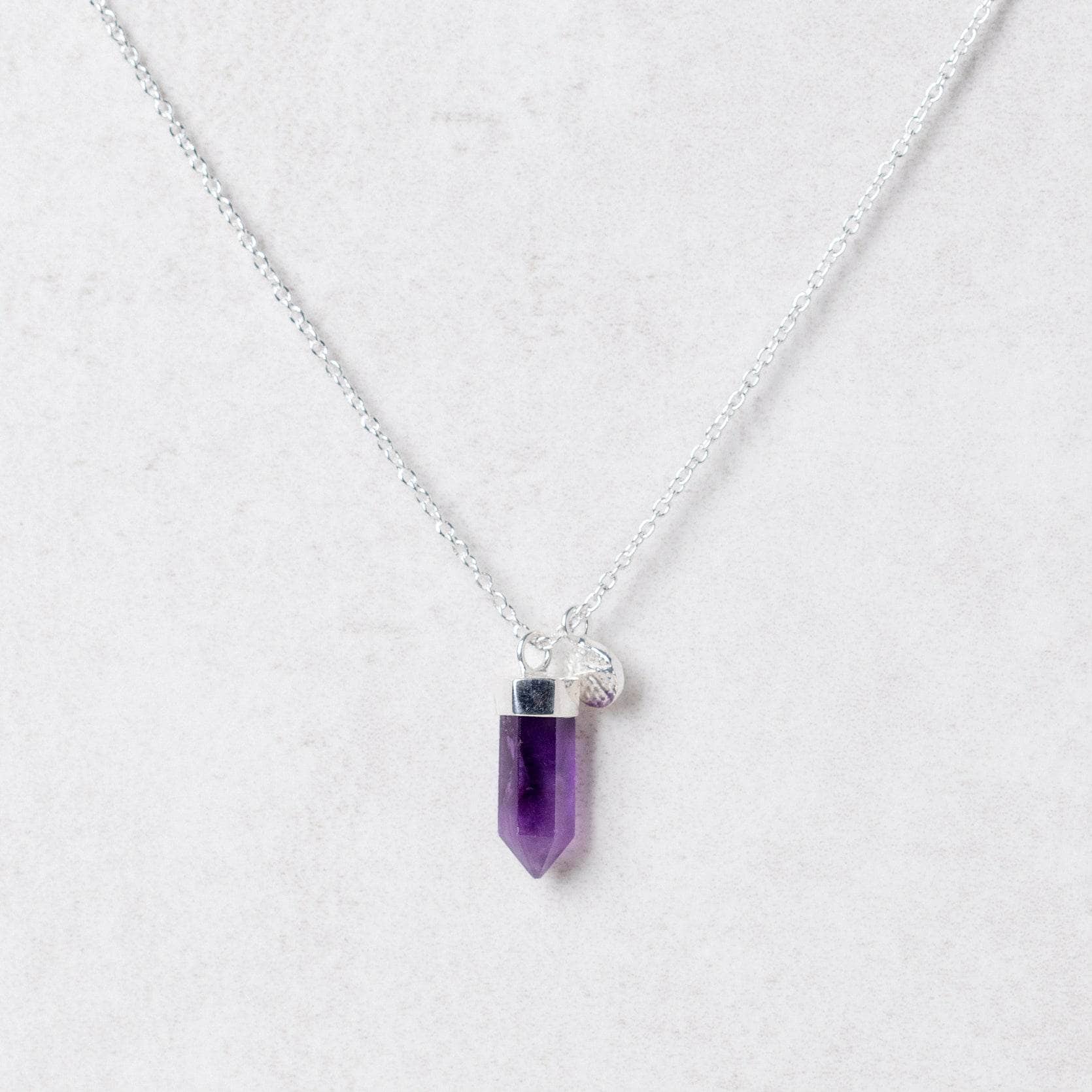 Delicate Amethyst Crystal Point Necklace、mySite、hinf8tx79