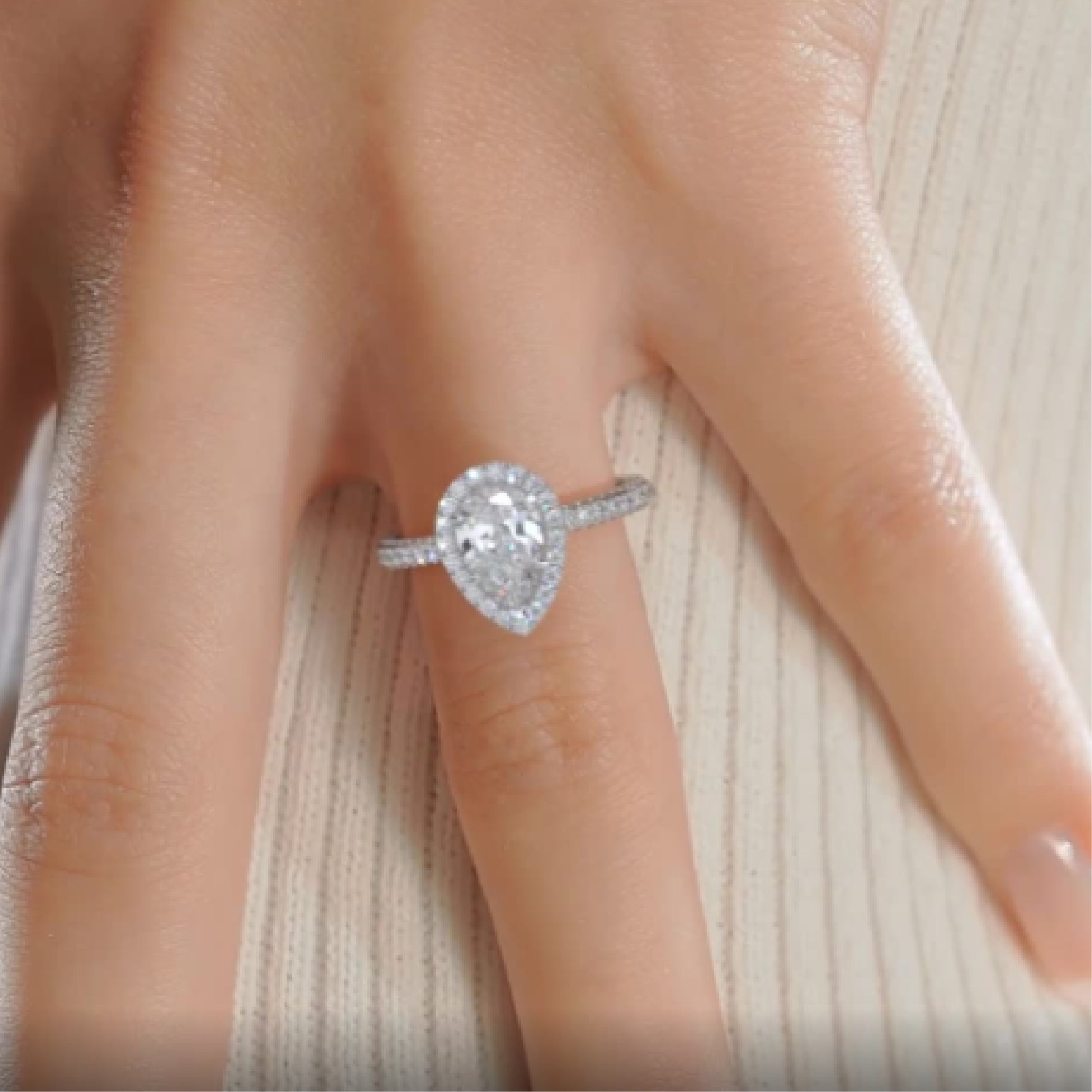 Beverly Diamond Engagement Ring -18K White Gold、mySite、hinf8tx79