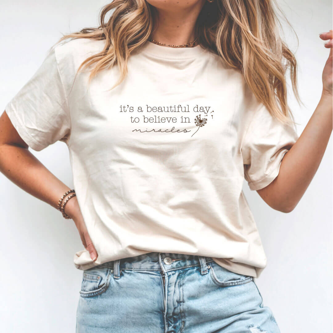  Beautiful Day For Miracles Graphic Tee | Ivory、mySite、layawaytickets