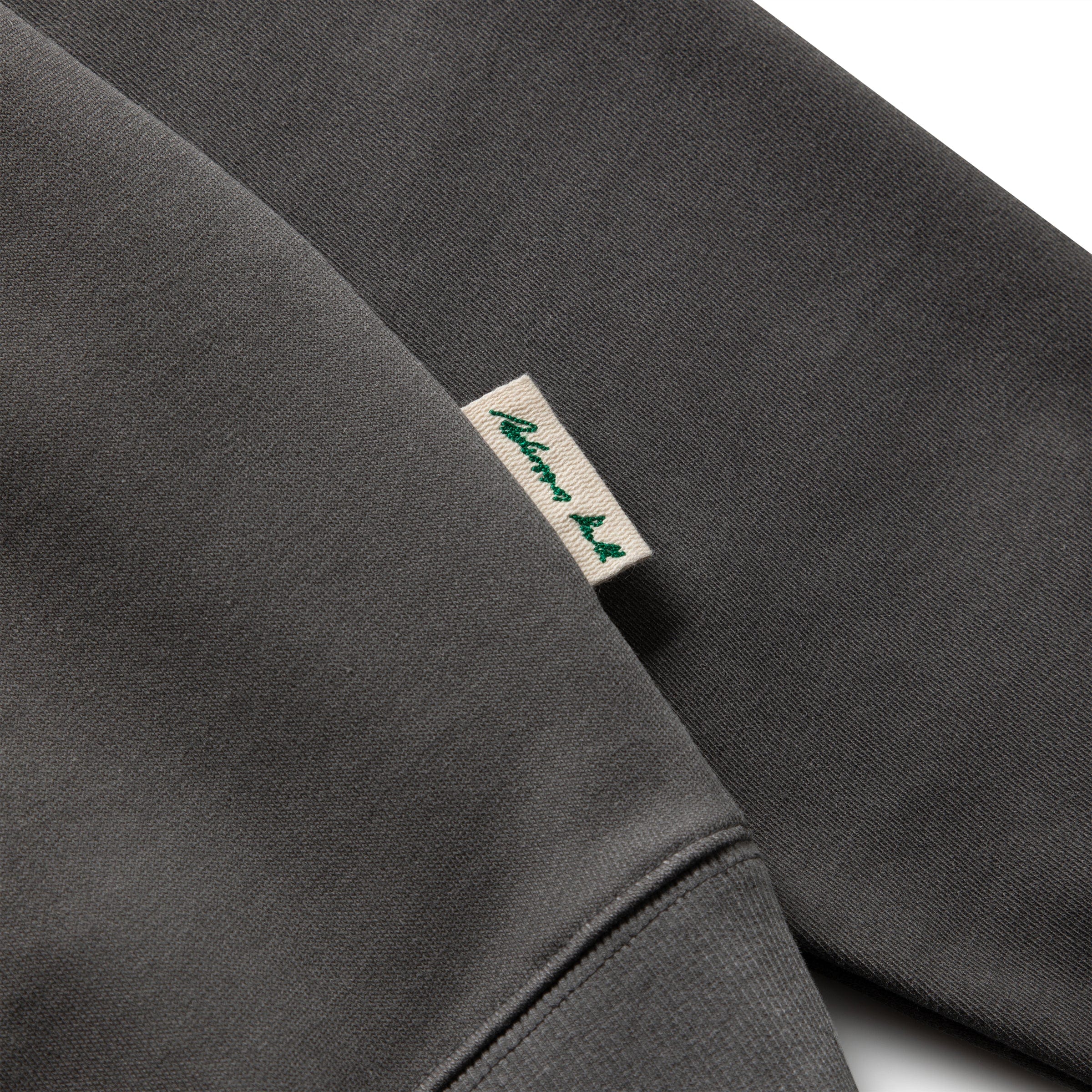 (ESSENTIAL) ADSB PATCH LOGO SWEATSHIRT、mySite、zt4zffjzw