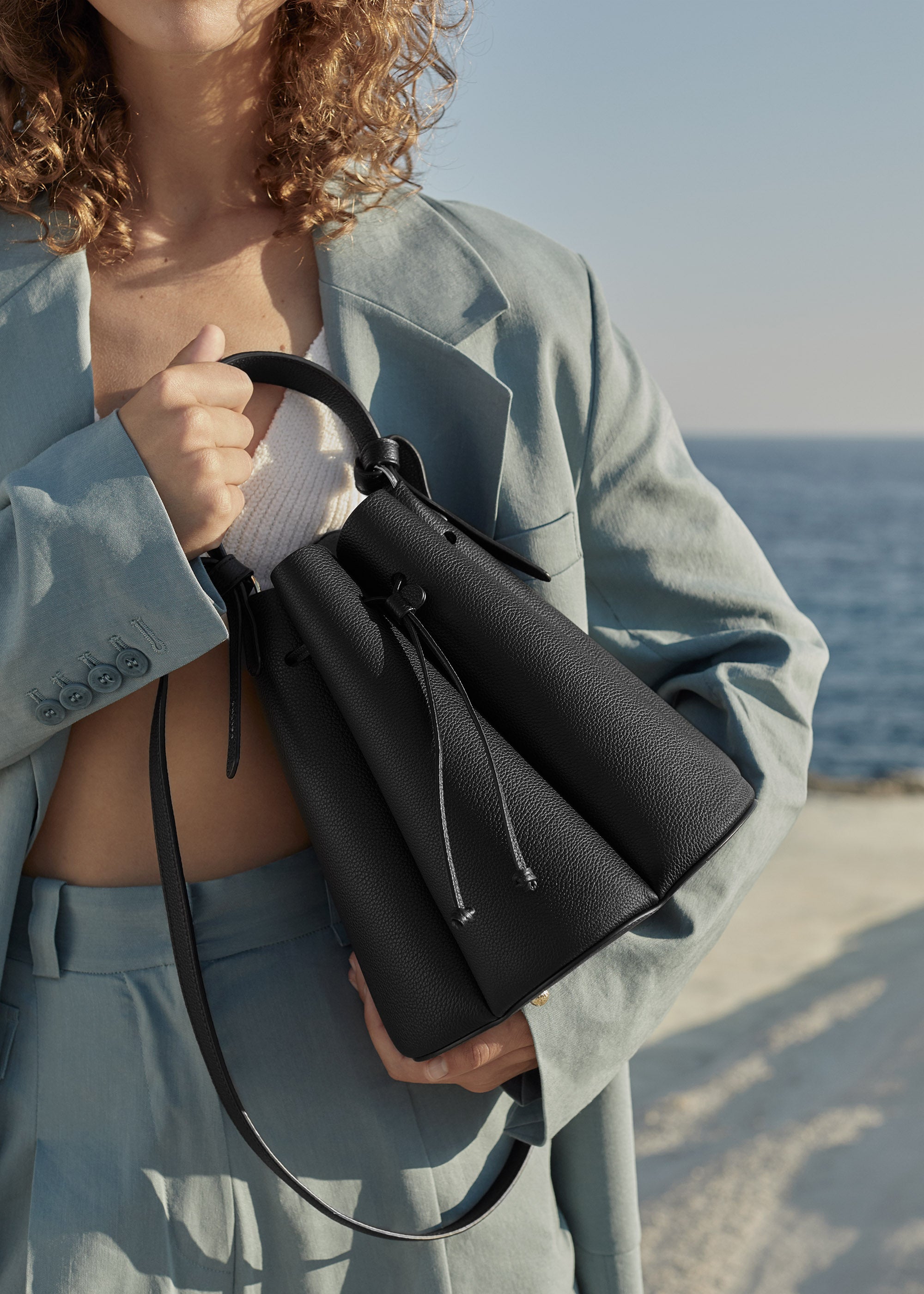 Num茅ro Huit - Noir Grain茅、mySite、camillekostekn