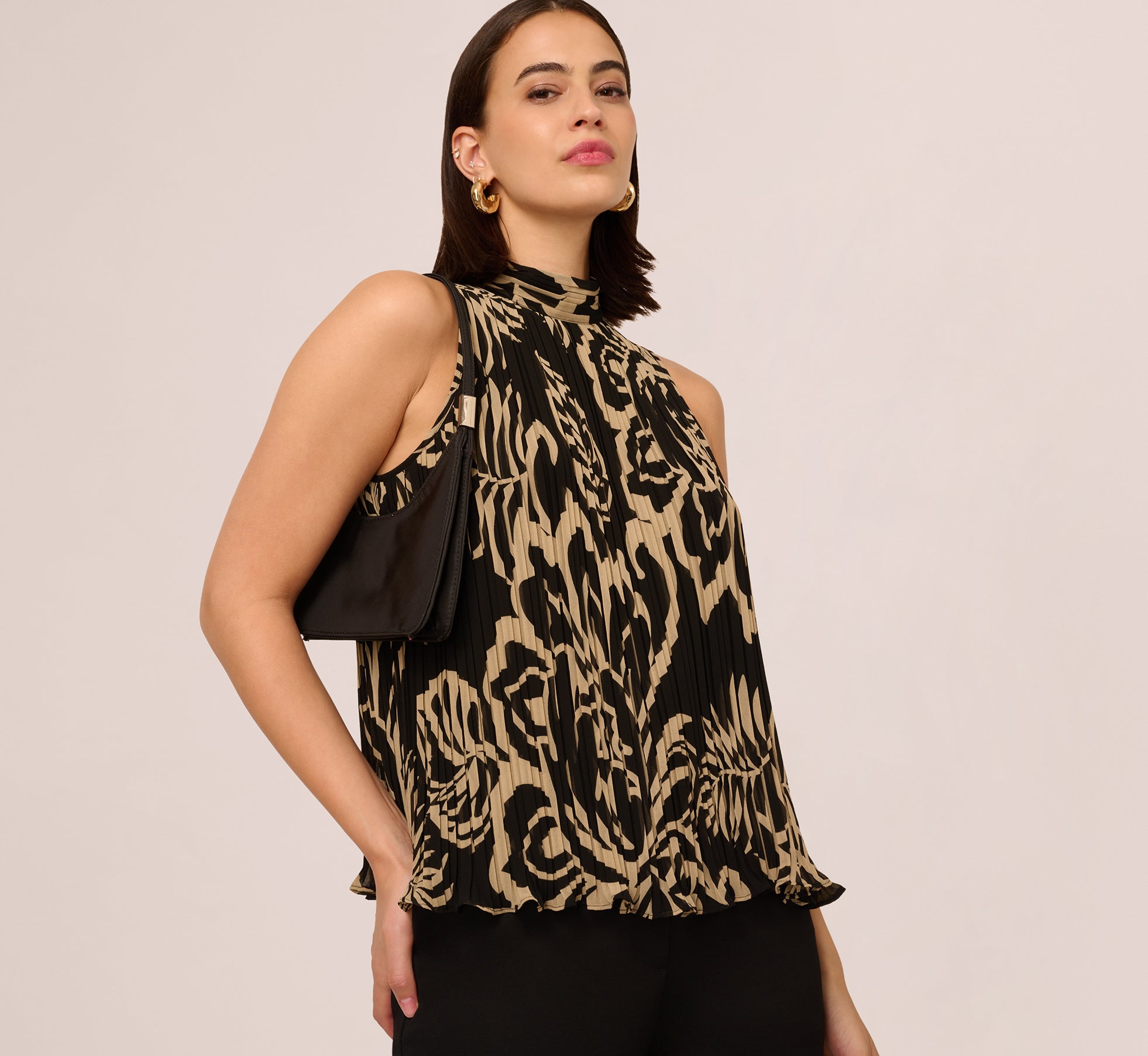 Pleated Floral Halter Top In Black Ornate Floral、mySite、solidvoid