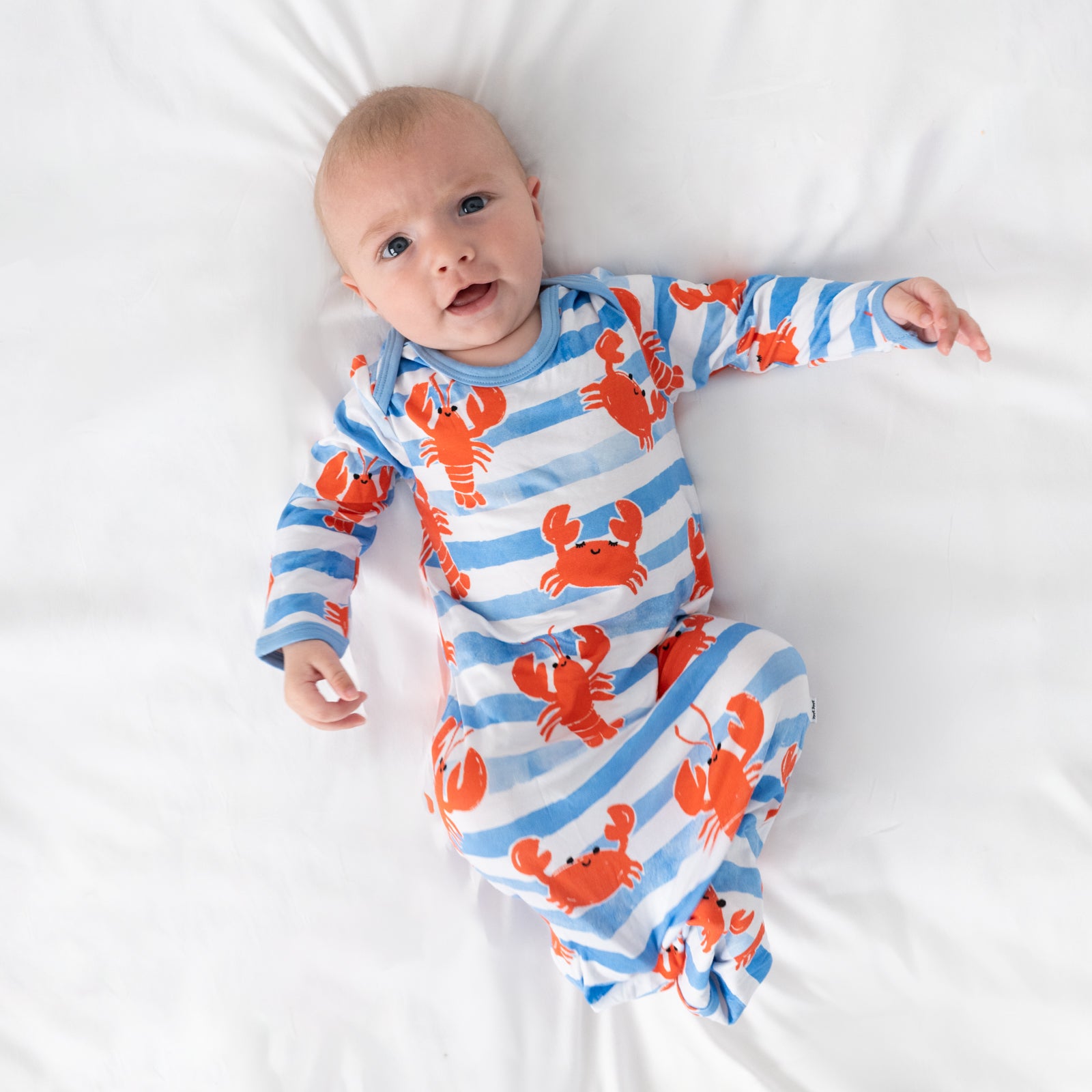 Crustacean Crew Infant Gown、mySite、g9winljtr