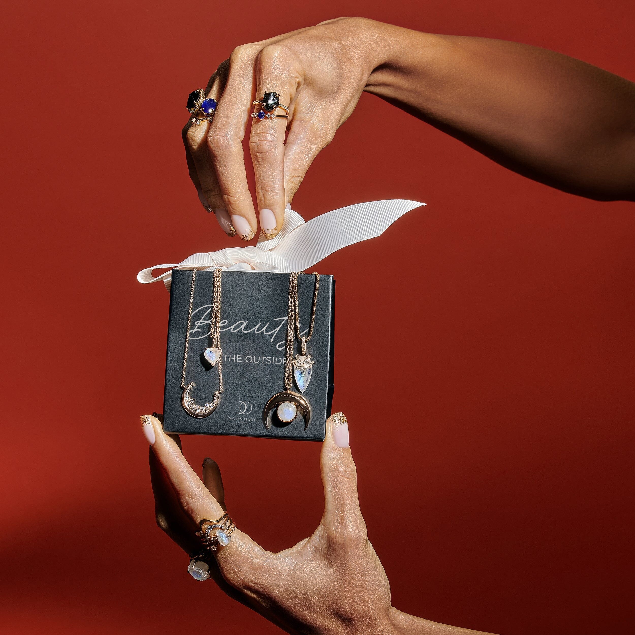 Black Gift Bag - Essence、mySite、hinf8tx79