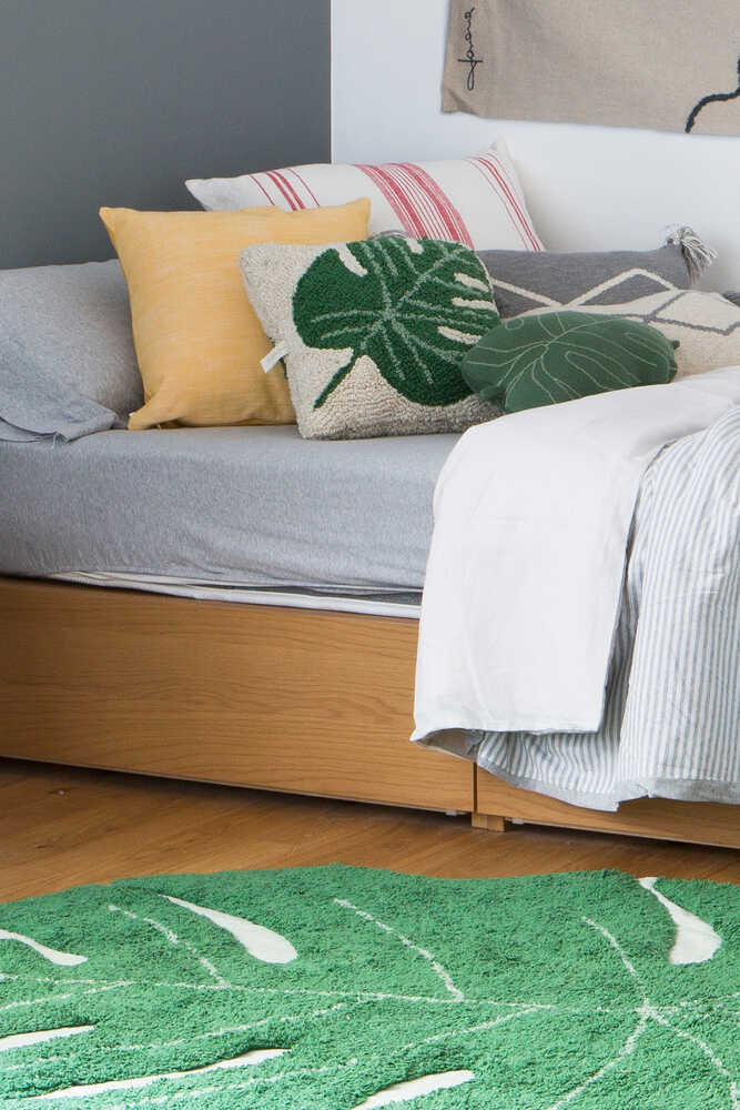 THROW PILLOW MONSTERA、mySite、gigharbornorthrealestate