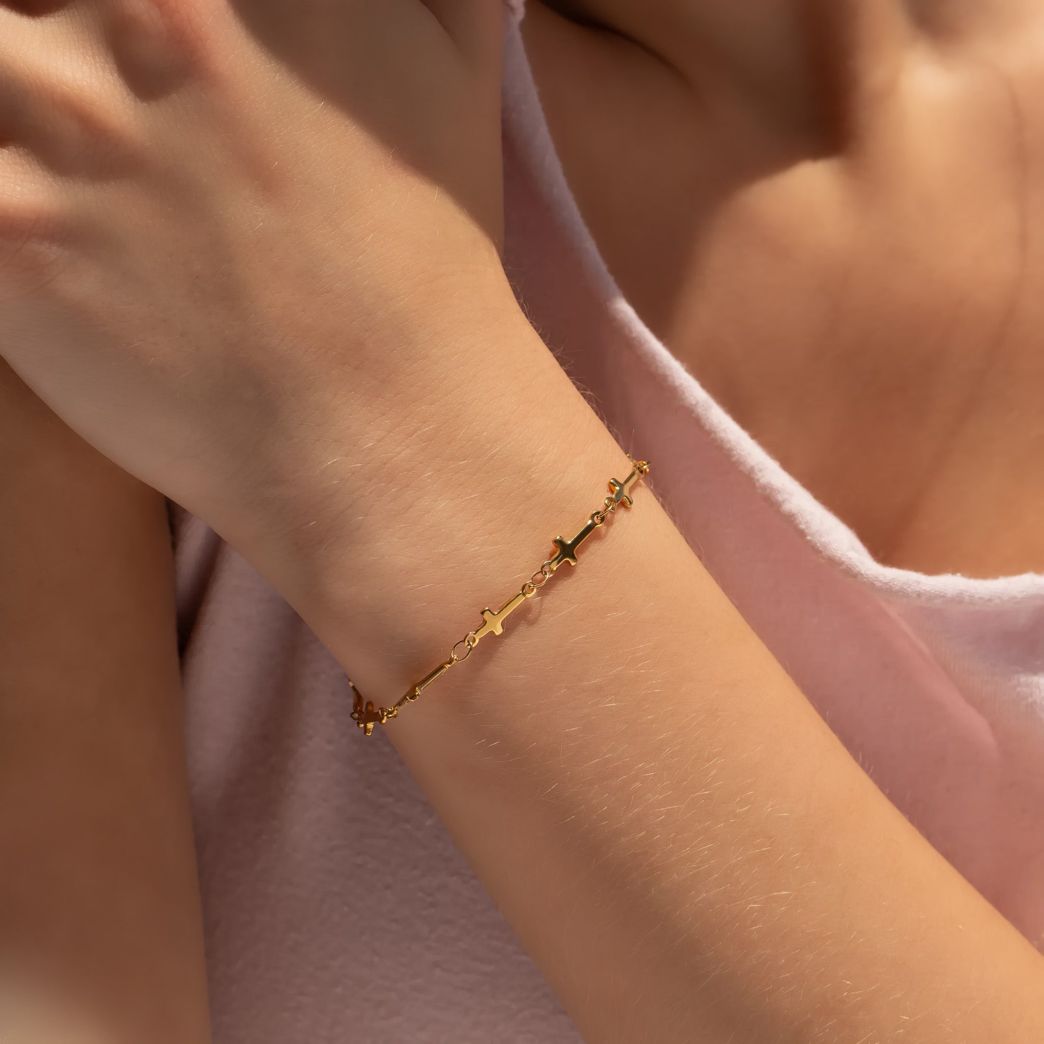 18K Gold PVD Stainless Steel Cross Chain Bracelet / BRJ1062、mySite、dreamappss