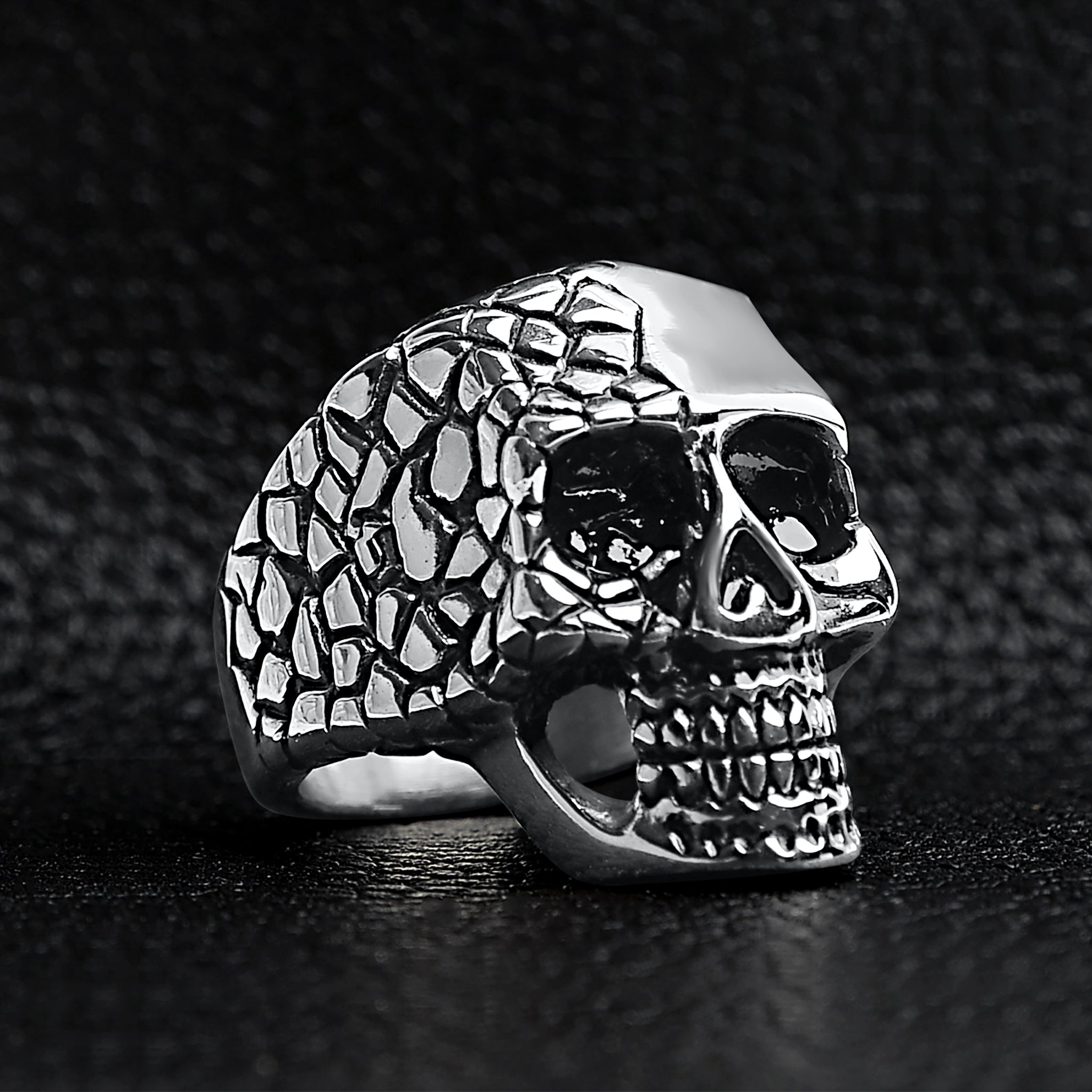 Detailed Cracking Skull Stainless Steel Ring / SCR4081、mySite、dreamappss