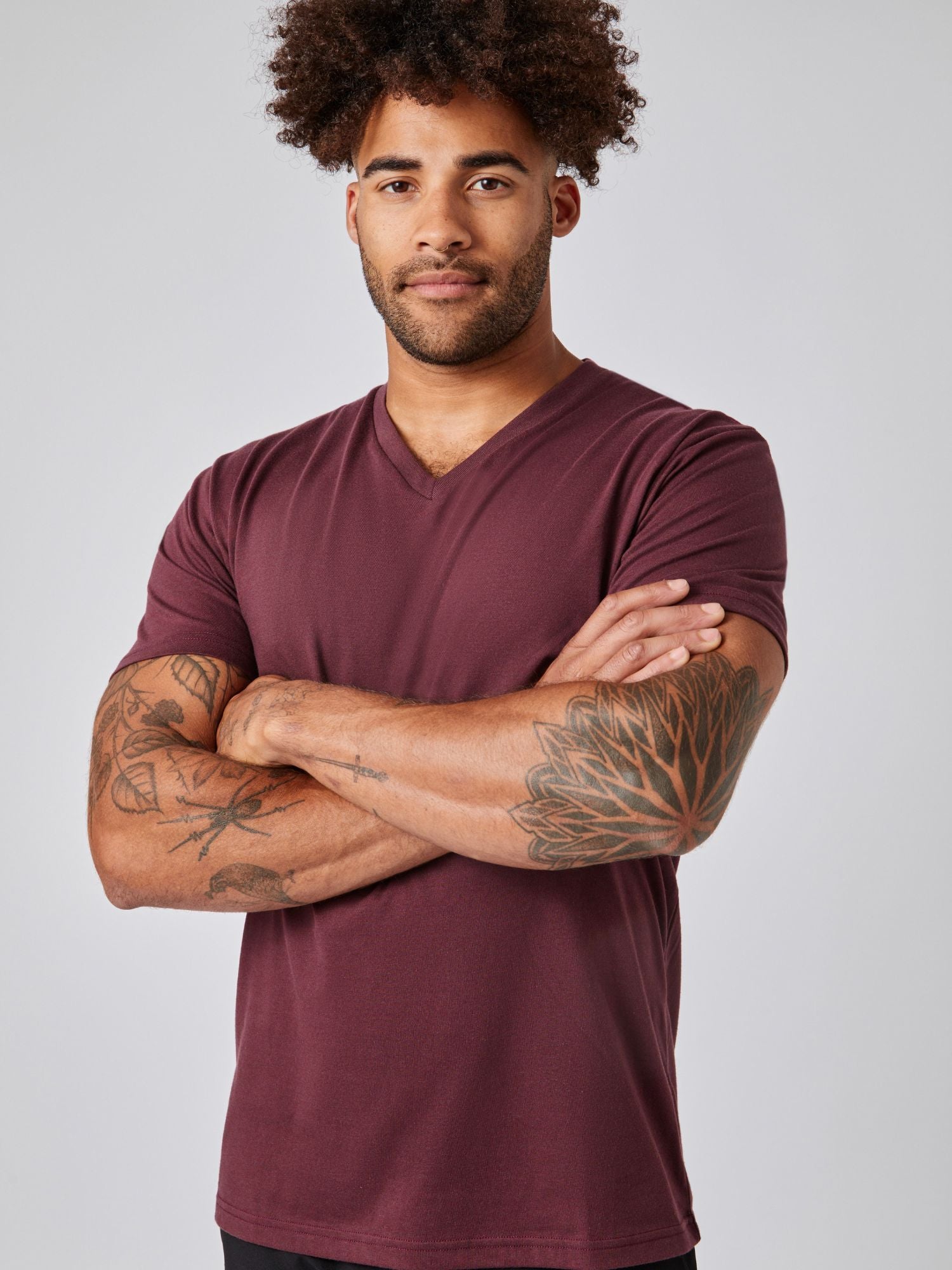  Port Red V-Neck FINAL SALE、mySite、ghnorth