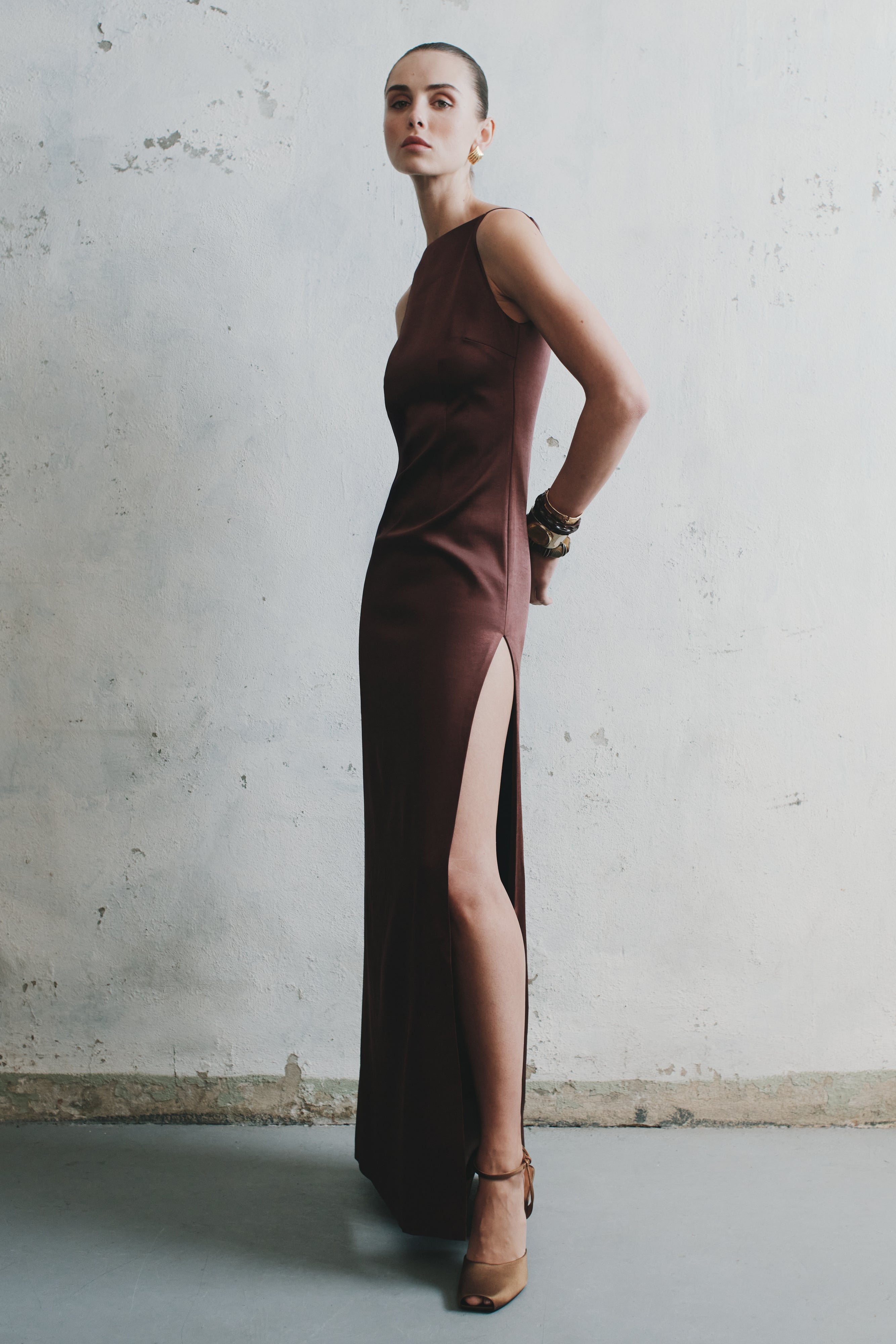 Violet Sleeveless Satin Maxi Dress - Dark Chocolate、mySite、solidvoid
