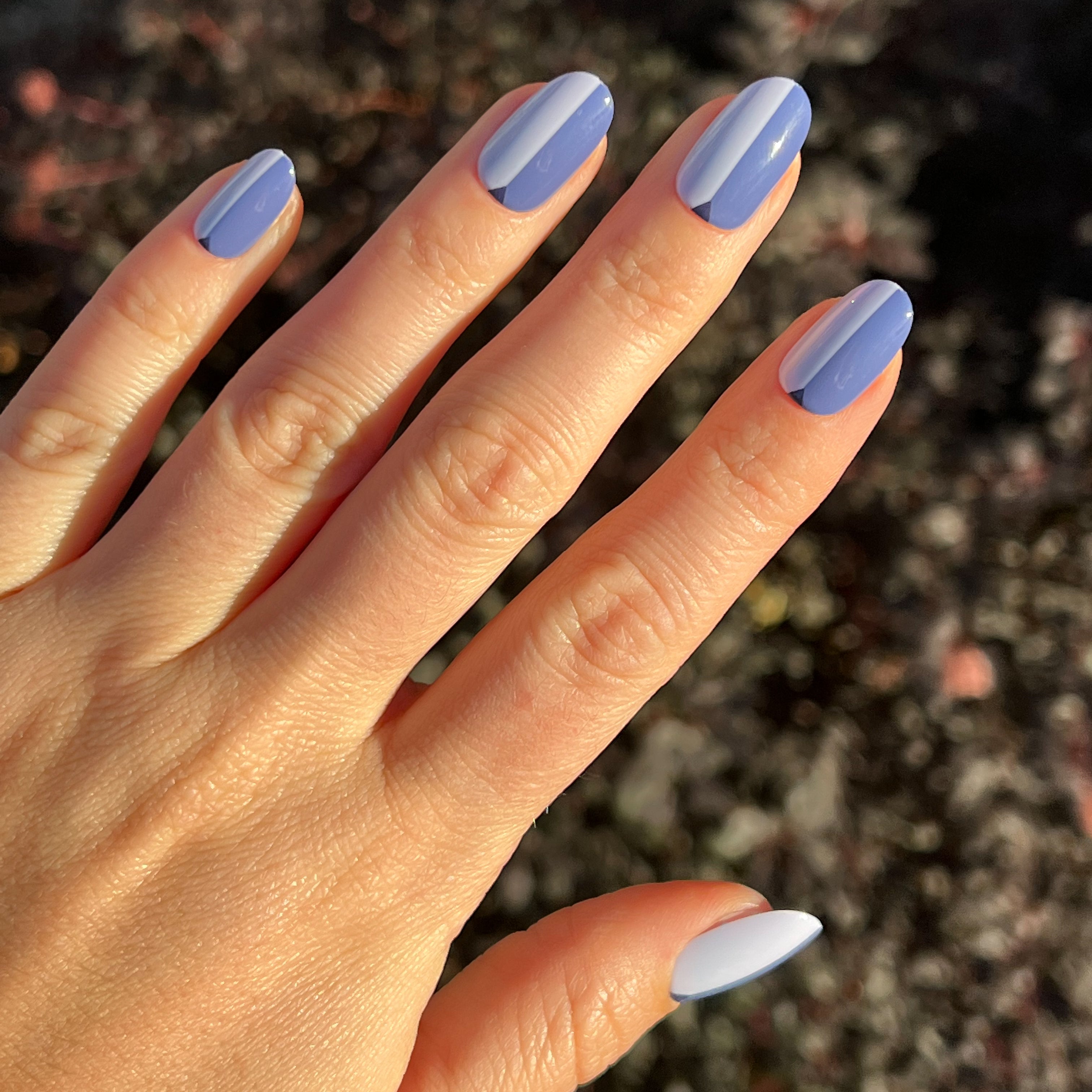 Colorblock Triangle - Press-On | Medium | Oval、mySite、solidvoid