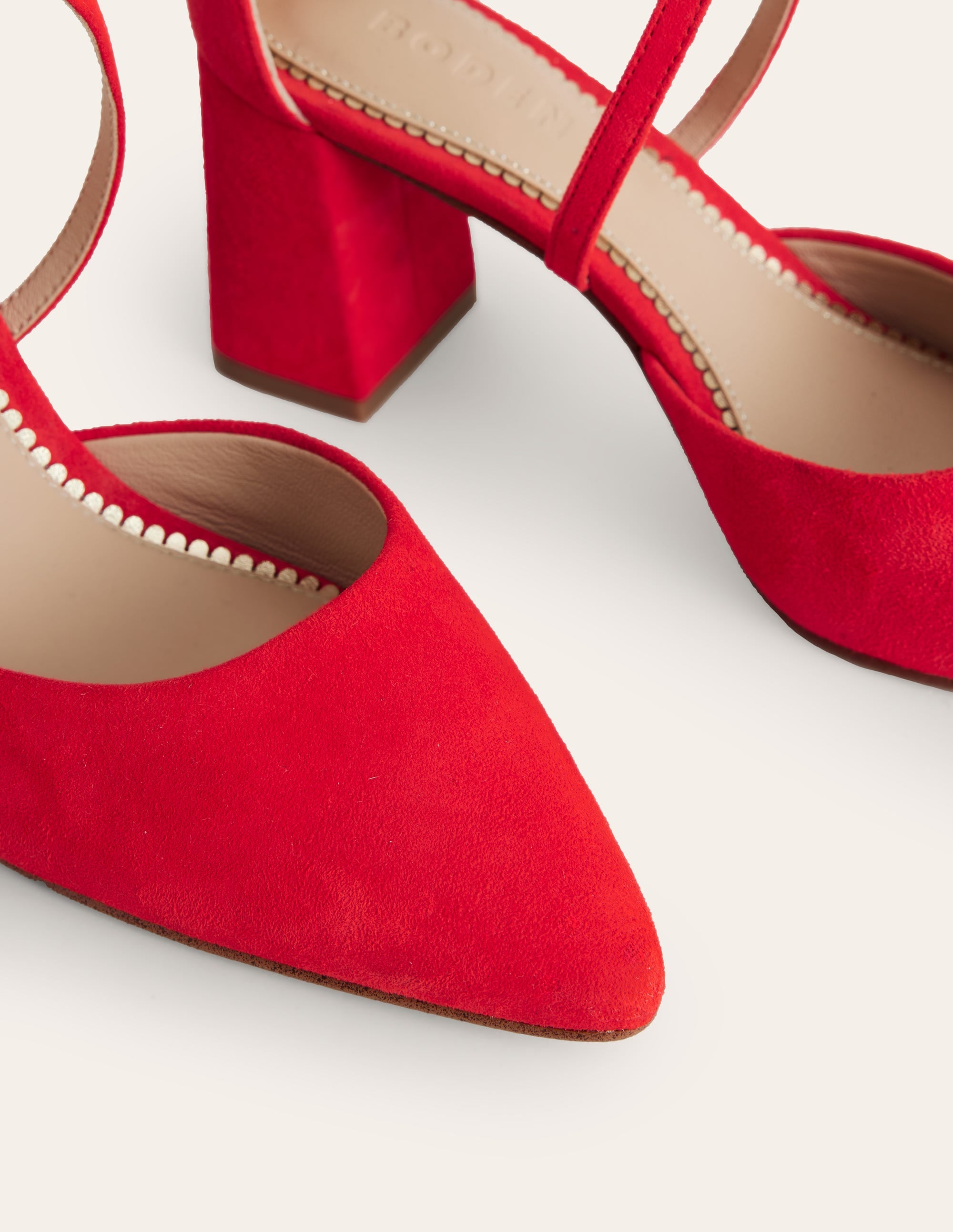  Strap Block Heel Point Courts-Red Suede、mySite、ashleygrahame