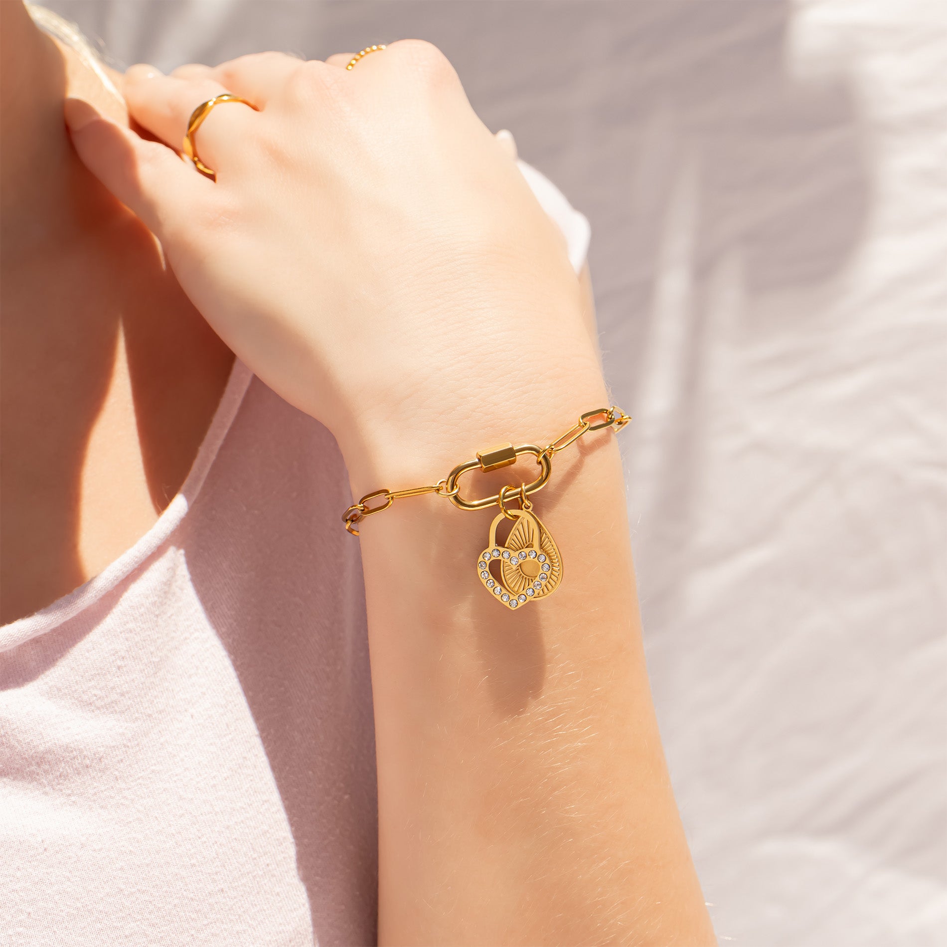 18K Gold PVD Stainless Steel Paperclip Carabiner Bracelet / BRJ1072、mySite、dreamappss