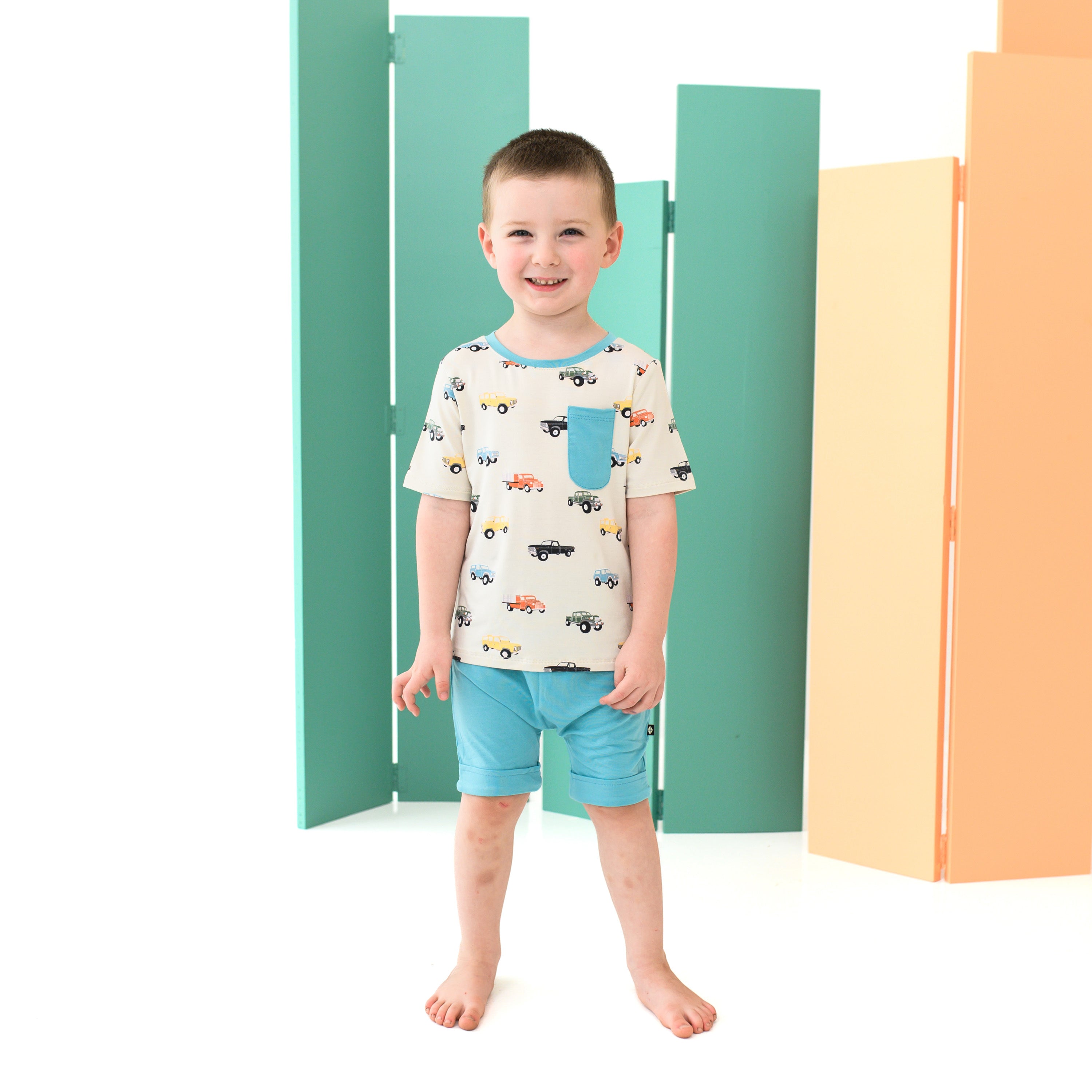  Toddler Crew Neck Tee in Vintage Truck、mySite、layawaytickets