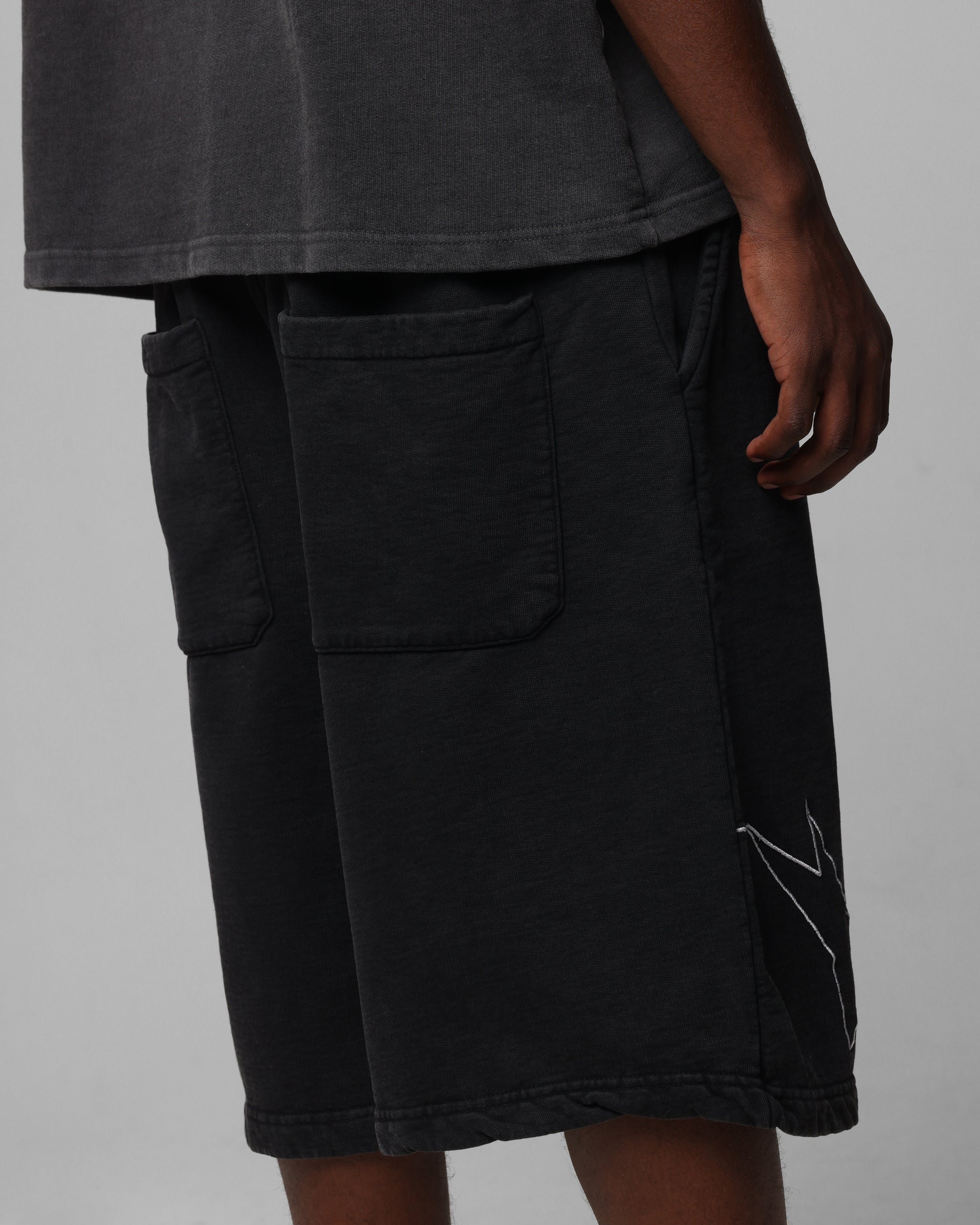 Loiter Dark Performance Fleece Shorts Washed Charcoal、mySite、zt4zffjzw