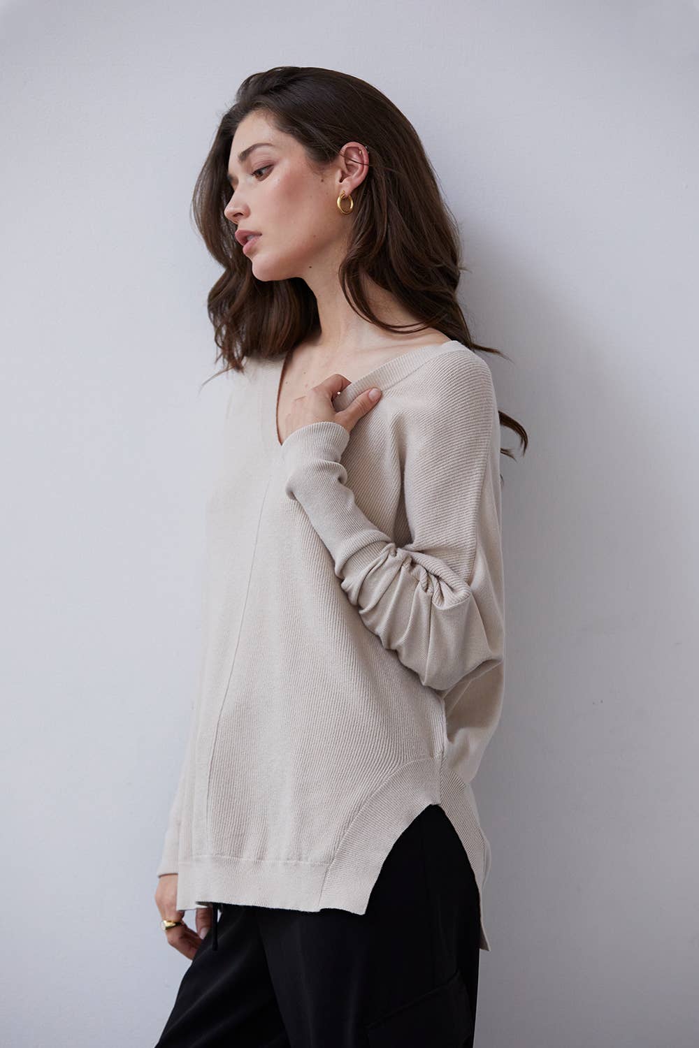 Monica V-neck Dolman Sweater Top、mySite、dreamappss