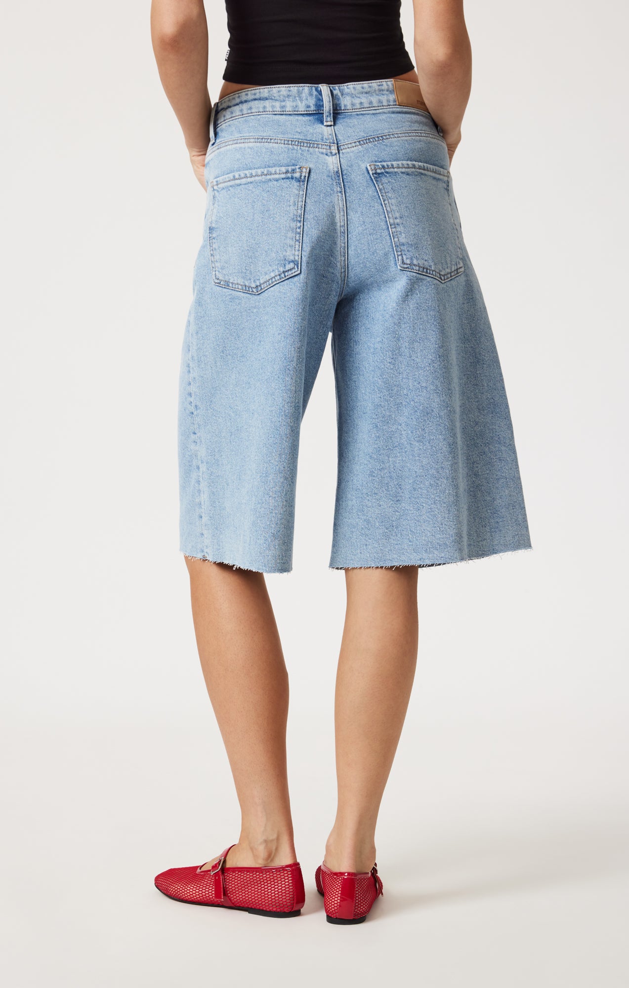 {product_title} - {shop_name}