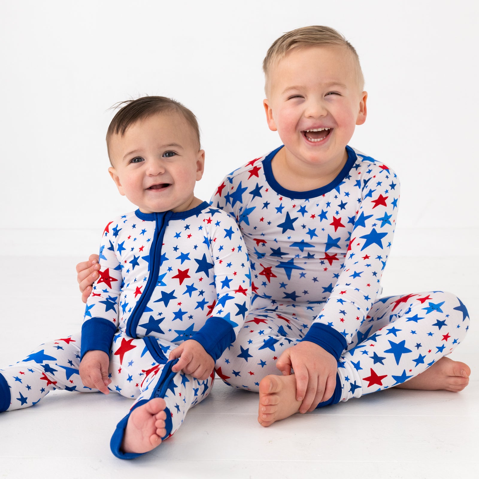  Bright Stars Two-Piece Pajama Set、mySite、layawaytickets