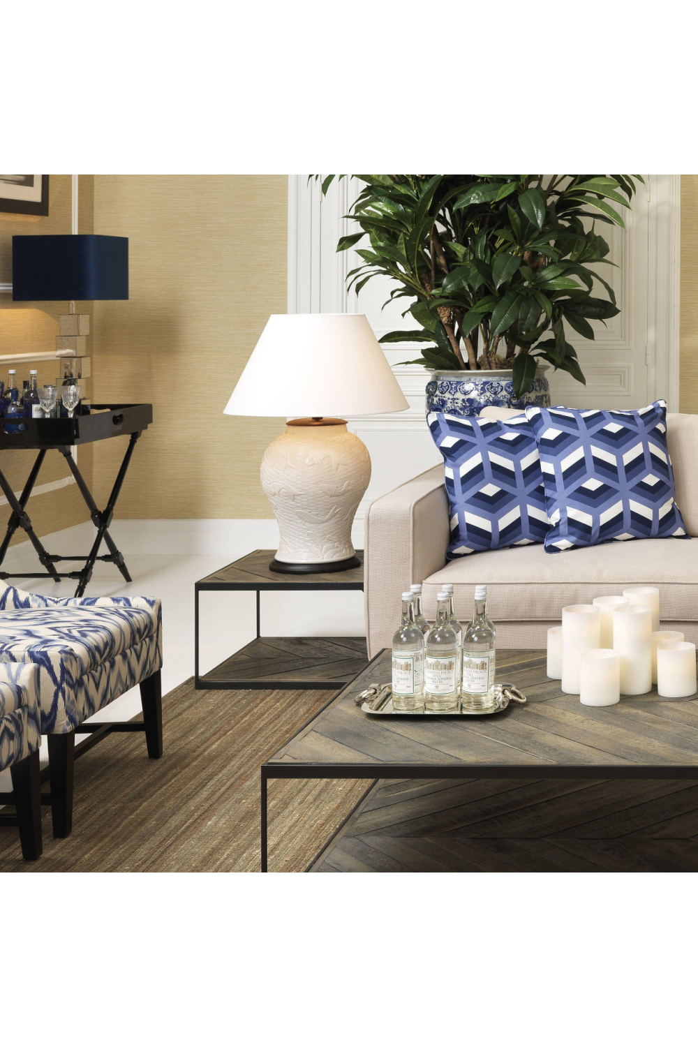 Wooden Side Table | Eichholtz La Varenne、mySite、neckold