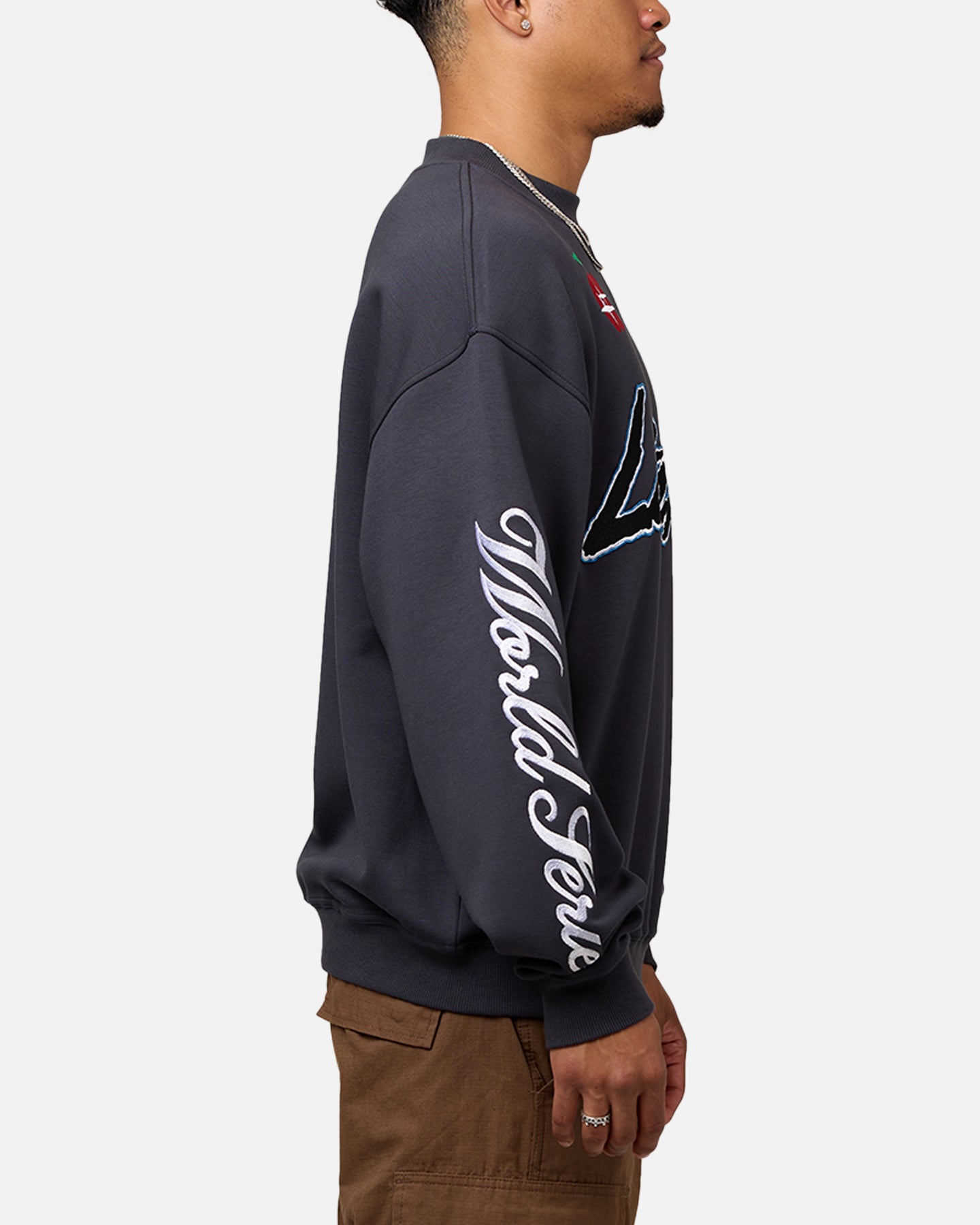 Loiter World Series Crewneck Navy、mySite、zt4zffjzw