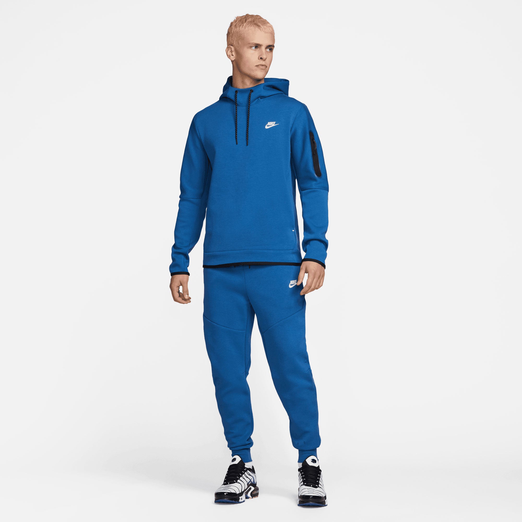 Nike Tech Fleece Men's Pullover Hoodie