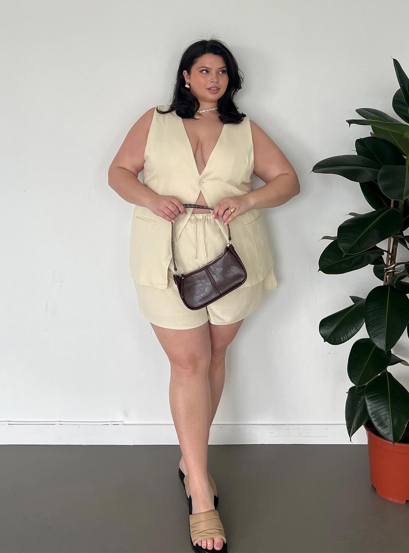 This Summer Linen Blend Shorts Sand Curve、mySite、solidvoid