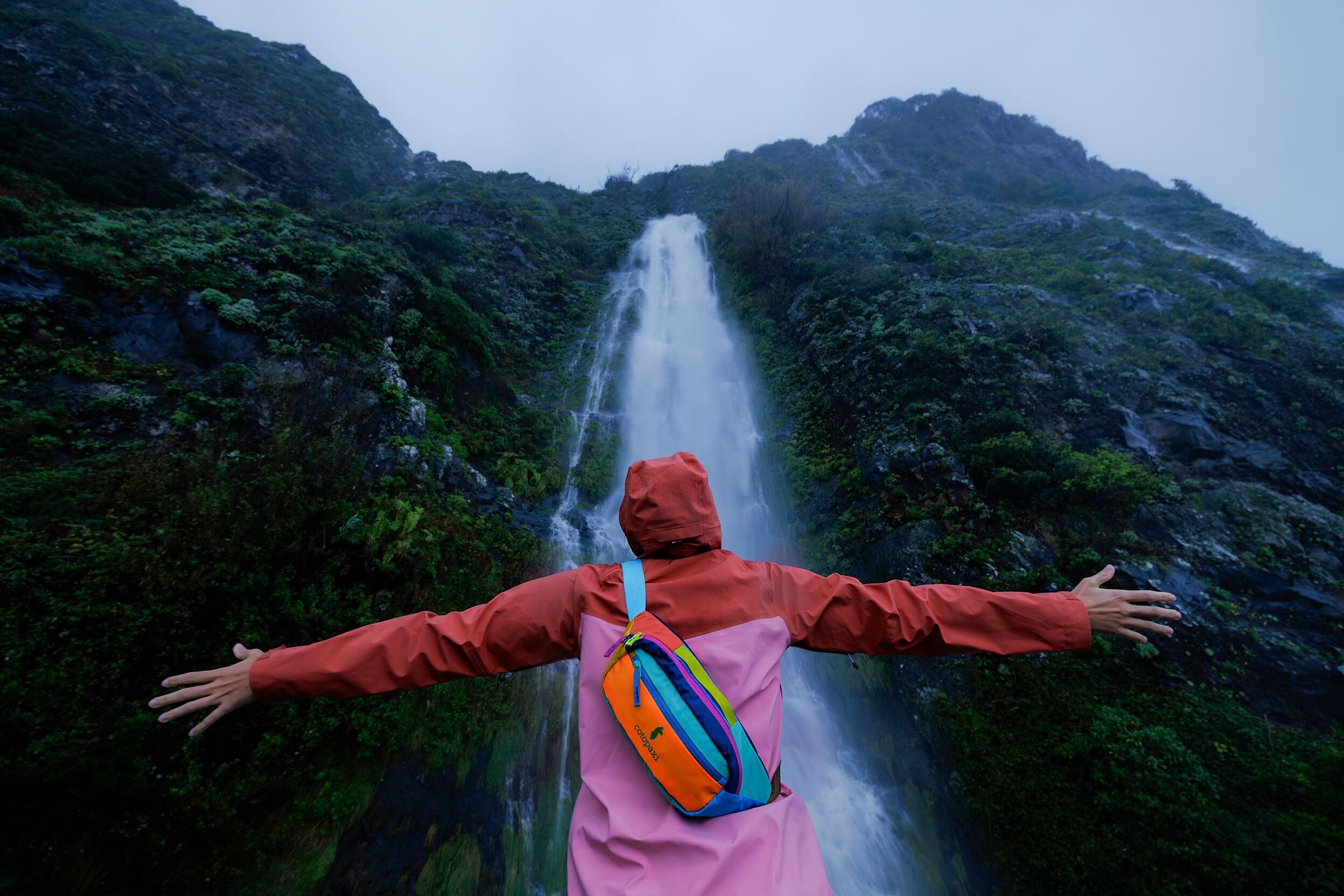 Impermeo 3L Hooded Shell Jacket - Women's、mySite、shImpermeo 3L Hooded Shell Jacket - Women's、mySite、glenpowelloop_name