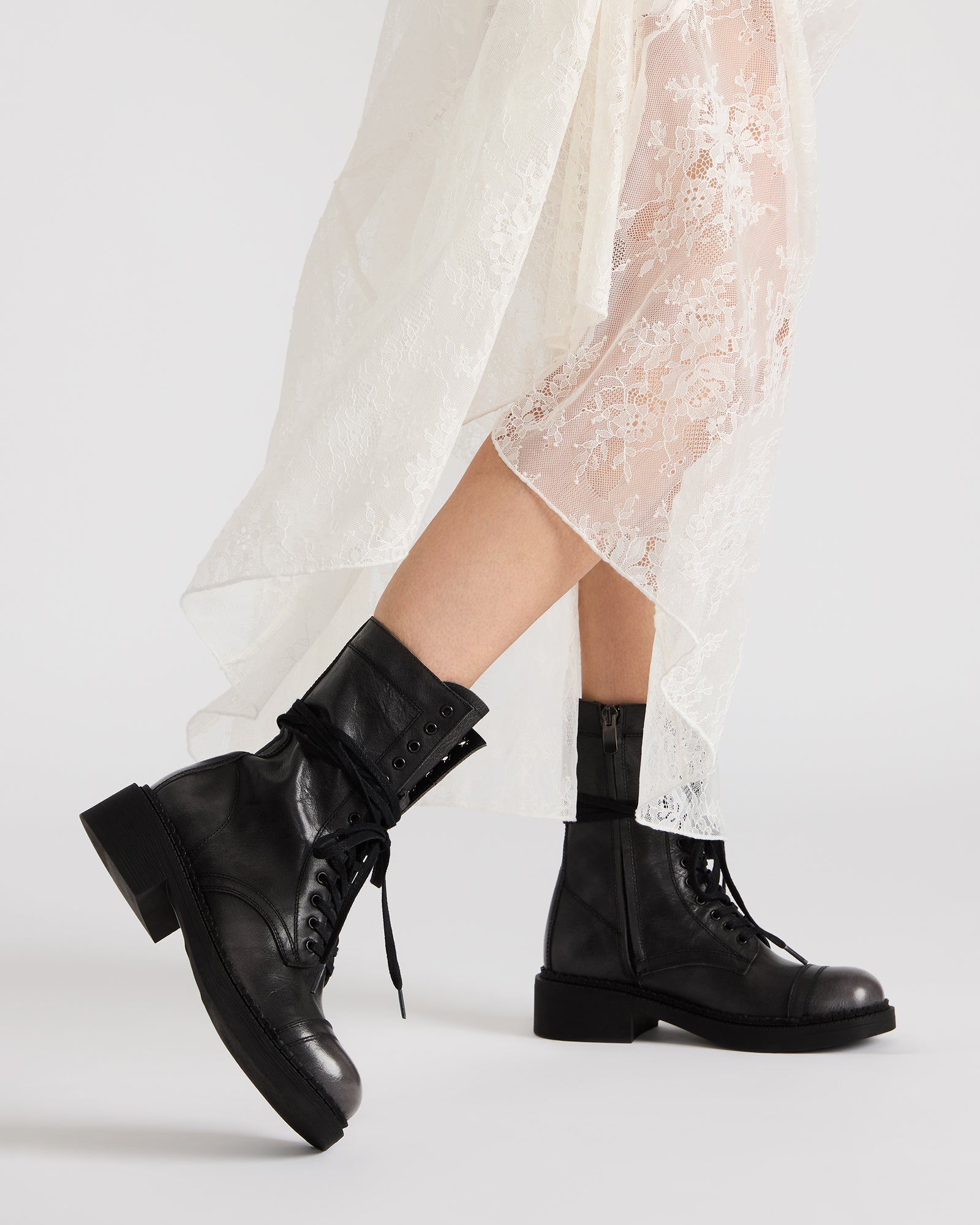 CRIMSON BLACK DISTRESSED、mySite、gtrtttuynbv