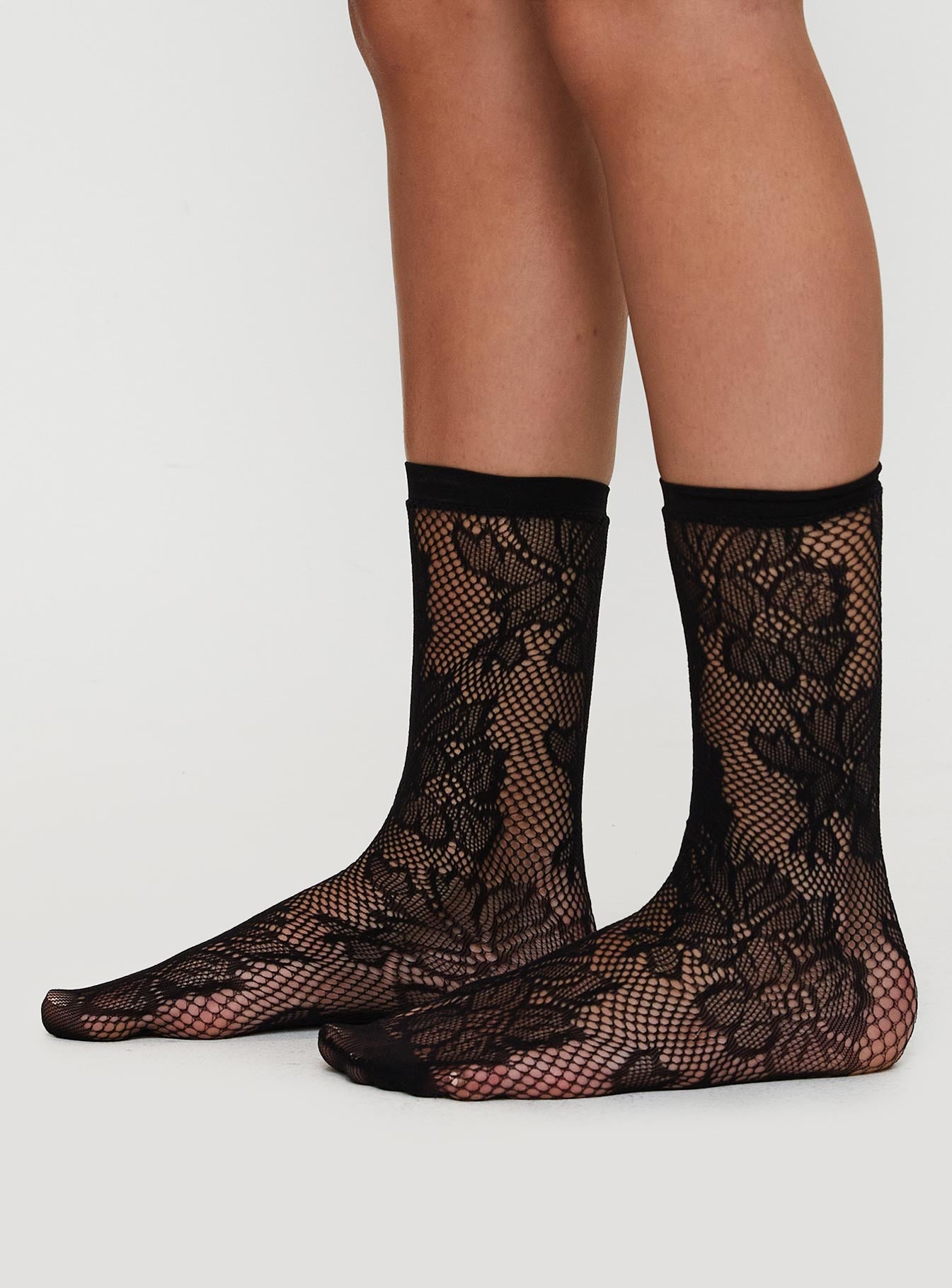 Whimsy Mid High Lace Socks Black、mySite、solidvoid