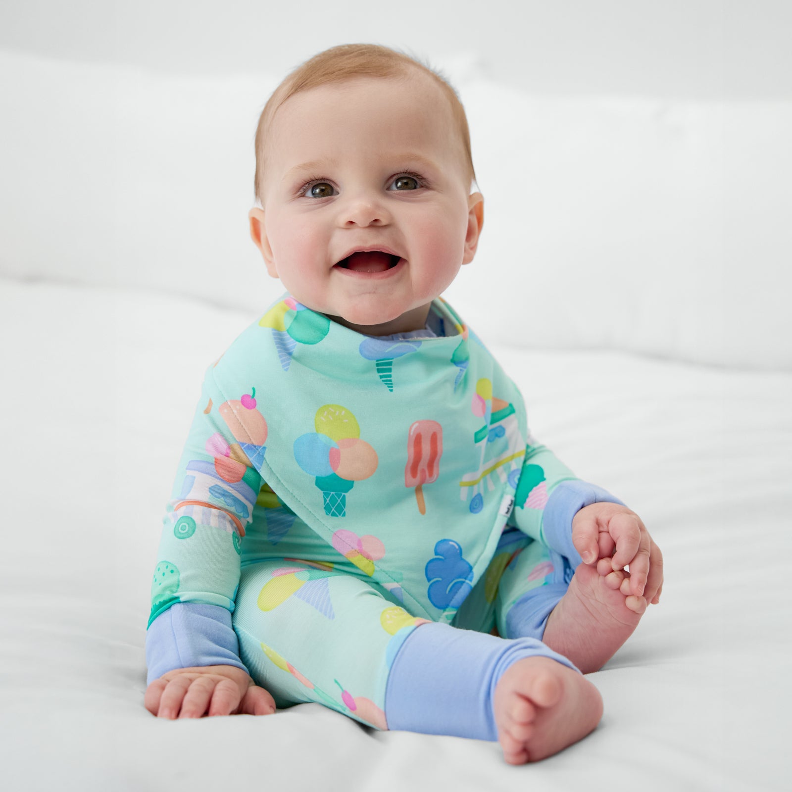 Sweet Scoops Bandana Bib、mySite、g9winljtr