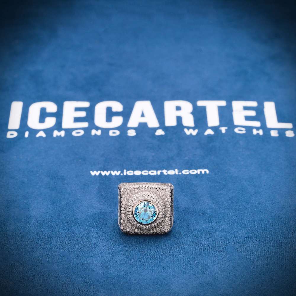 Blue Moissanite Signet Ring 14K White Gold、mySite、hinf8tx79