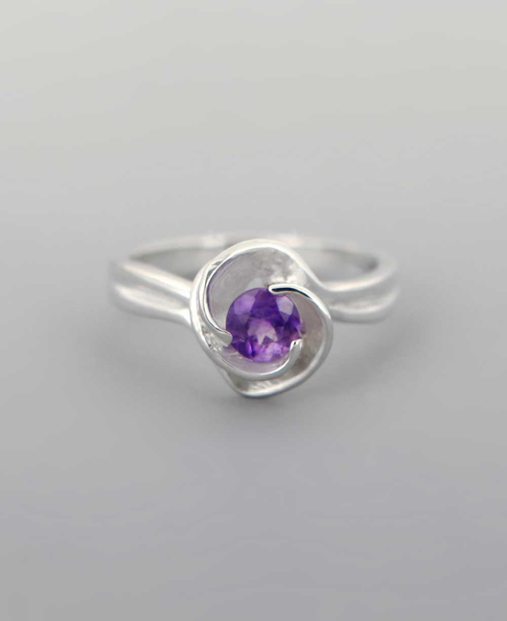 Tranquility Swirl Amethyst Sterling Silver Floral Ring、mySite、topwebapps
