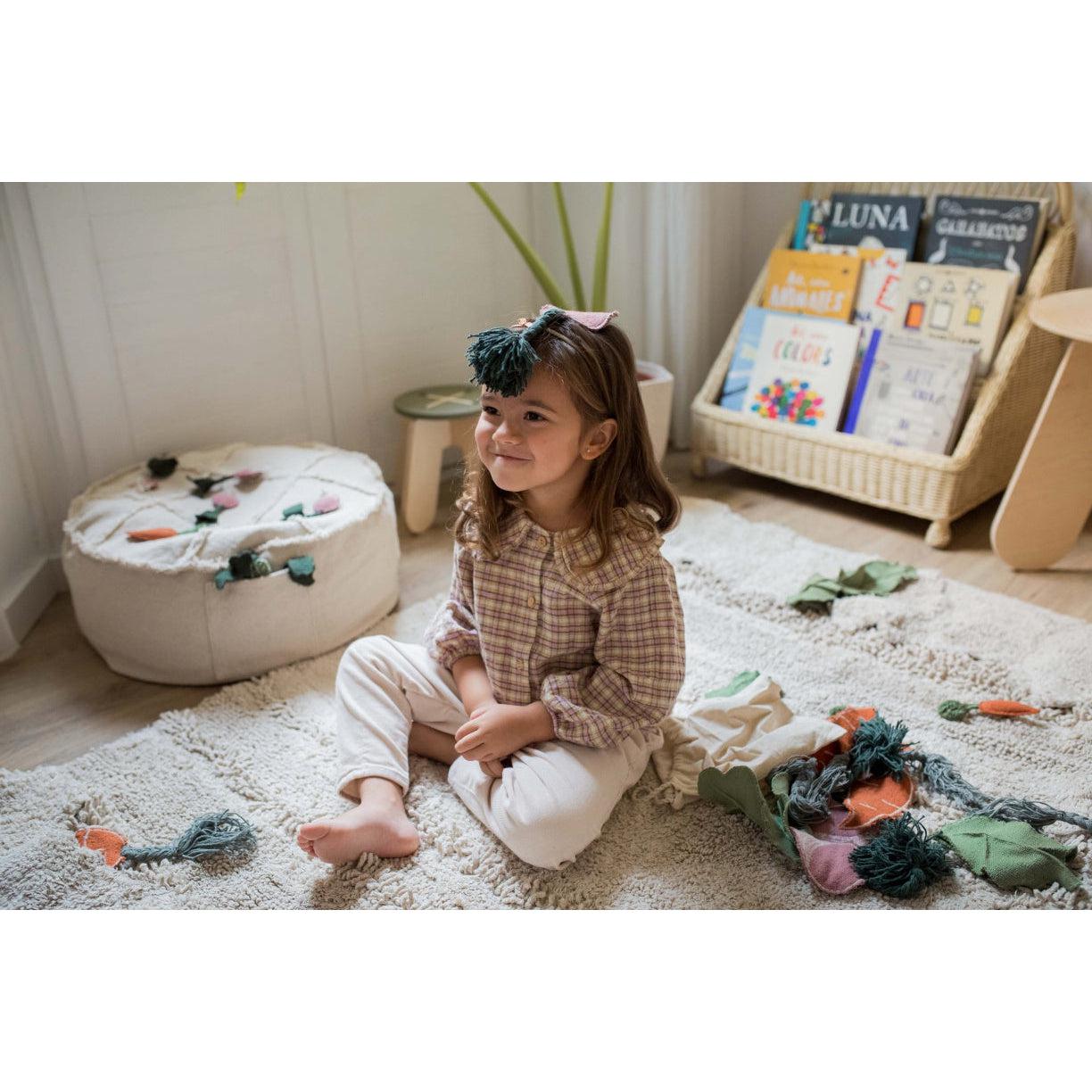 Oli & Carol Tic-Tac-Toe Pouf、mySite、gigharbornorthrealestate