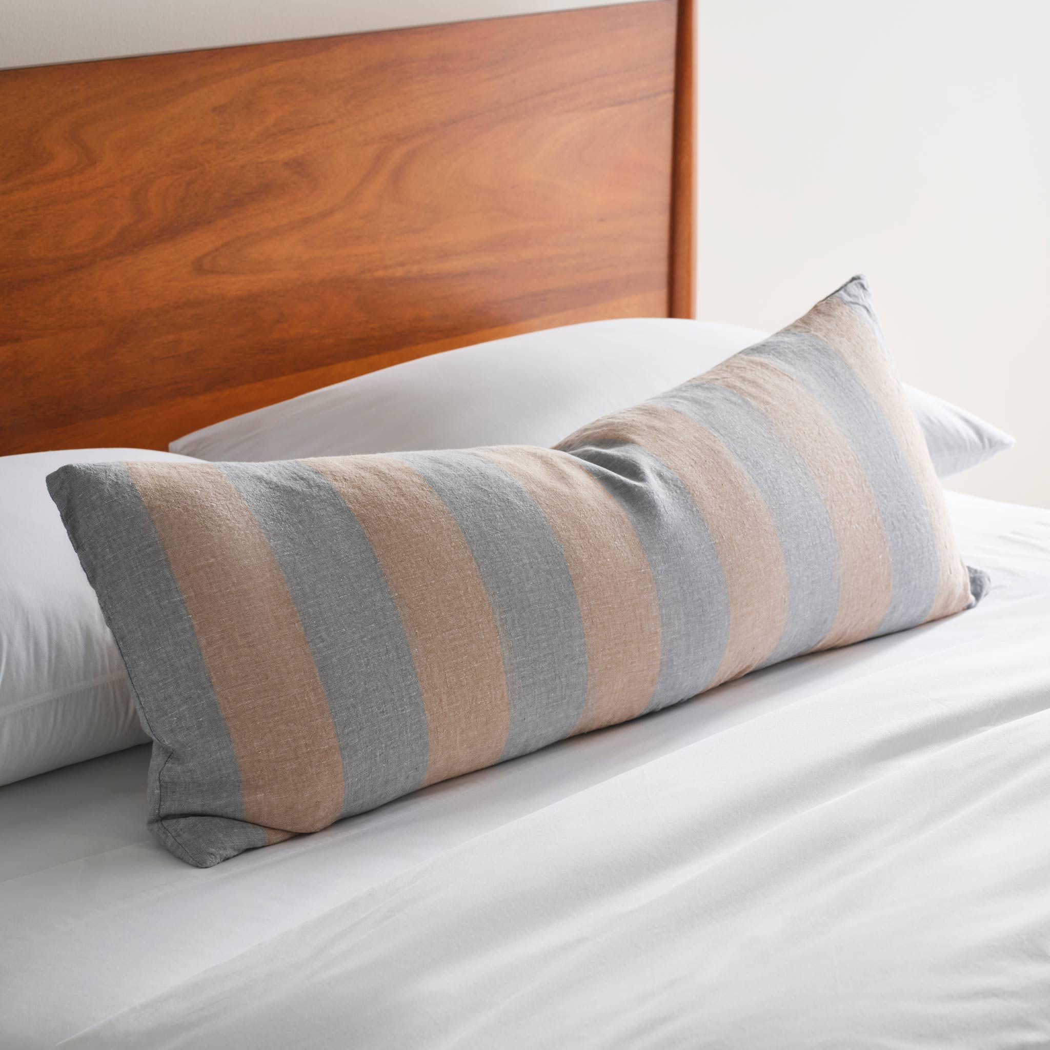  Caroline Z. Hurley Washed European Linen Lumbar Pillow Cover、mySite、sugarbowlscore