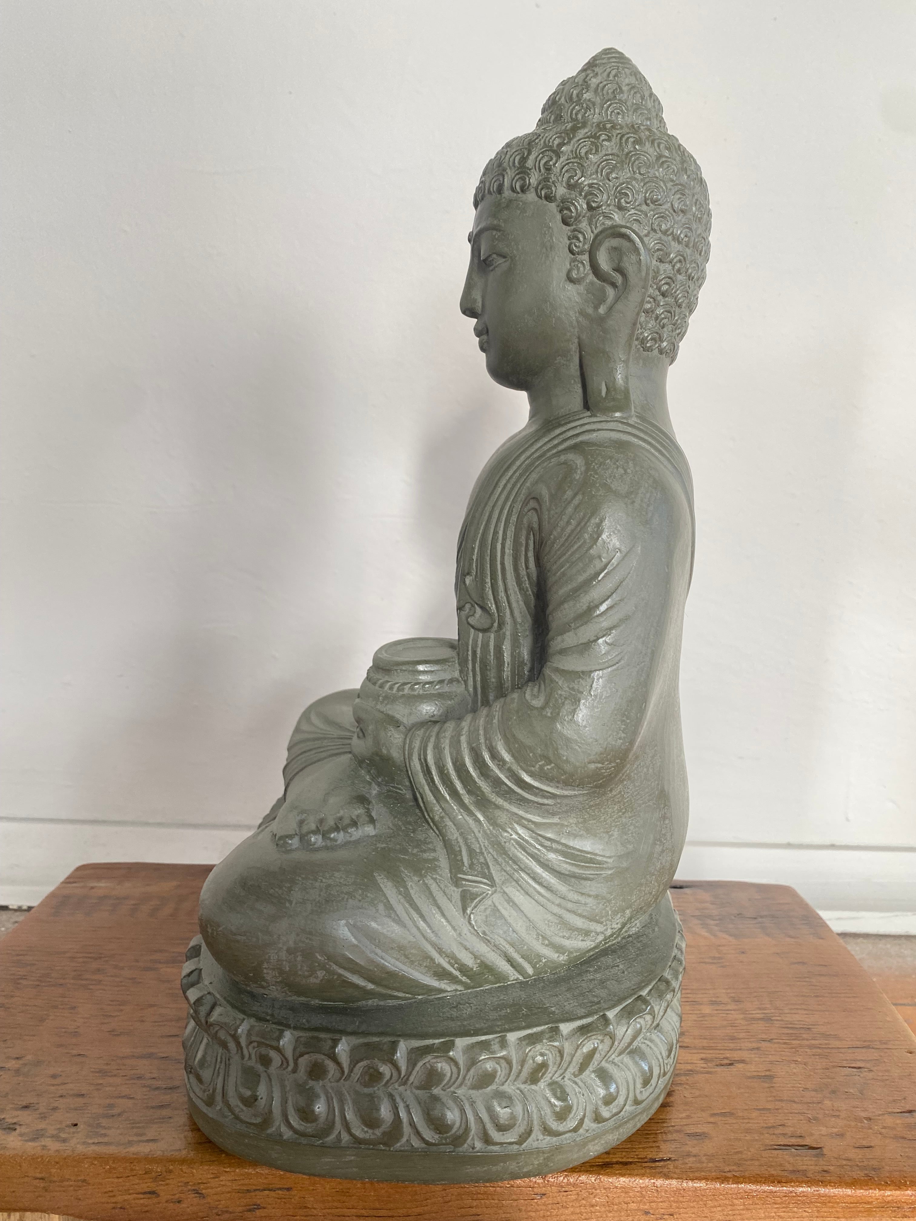 Buddha with Alms Bowl on Lotus Throne、mySite、topwebapps