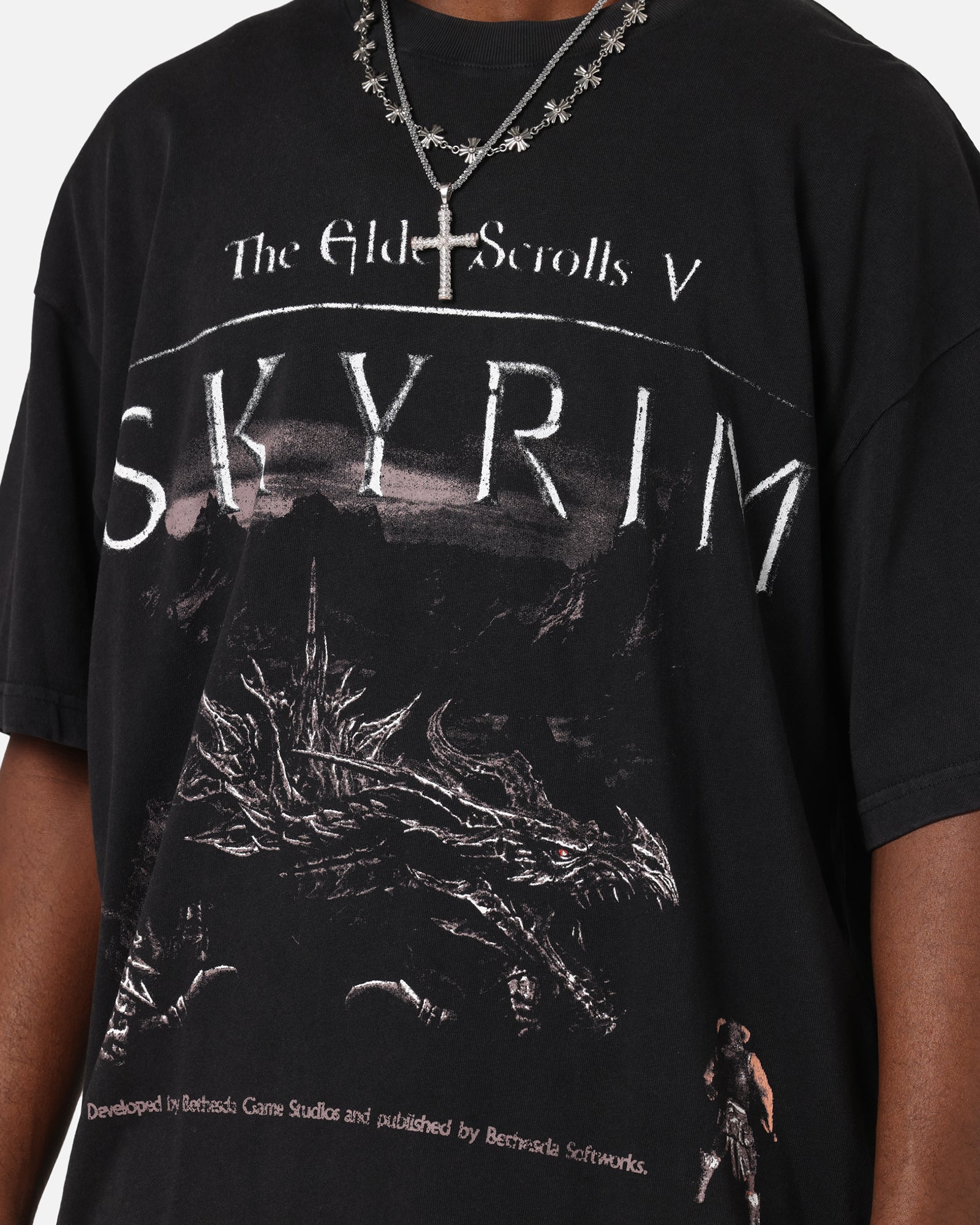 73 Studio X The Elder Scrolls V: Skyrim '11 Dragonborn Vintage T-Shirt Black Acidwash、mySite、zt4zffjzw