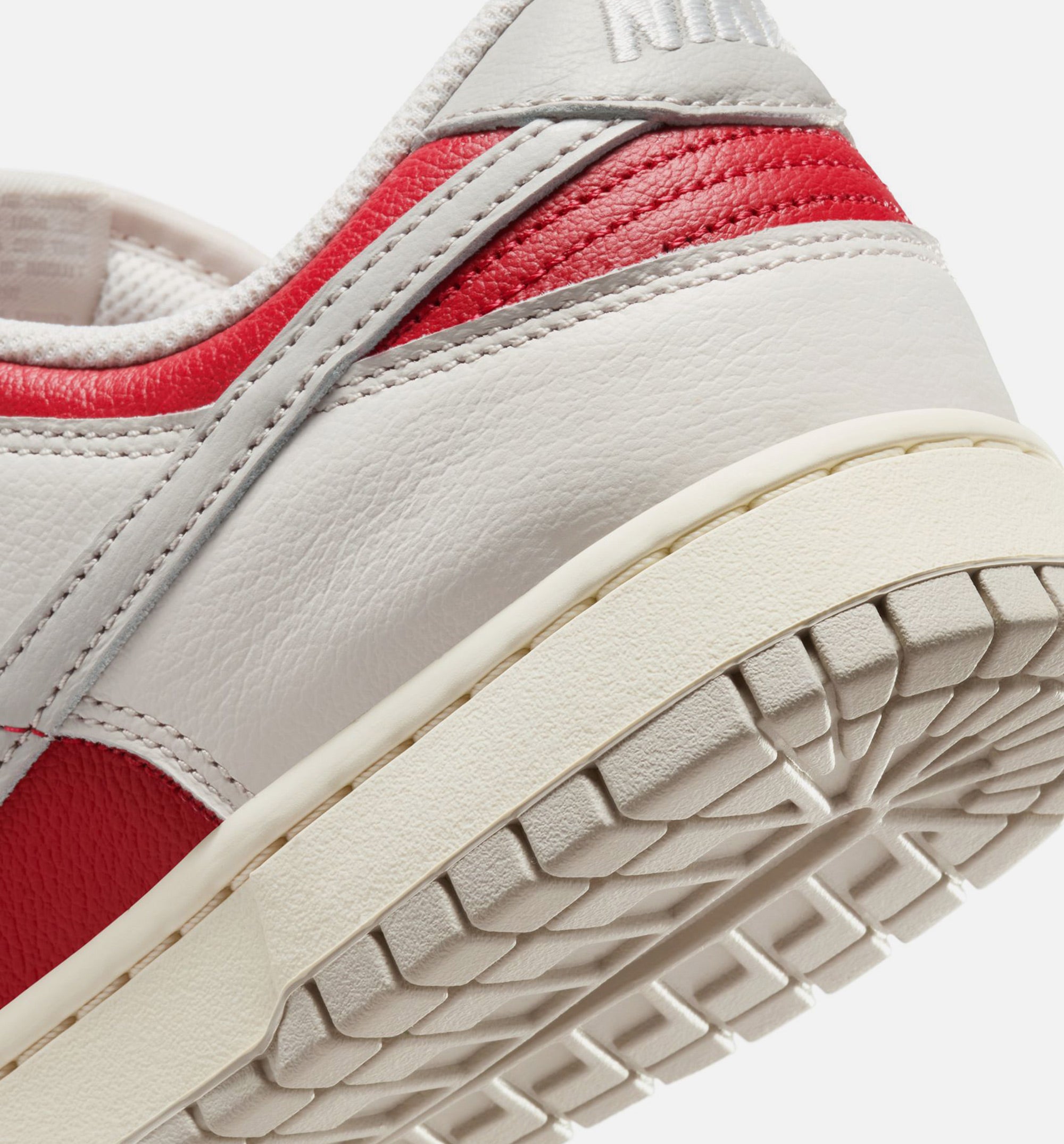Dunk Low Retro Photon Dust Mens Lifestyle Shoe - Photon/Light Iron Ore/Gym Red/Pale Ivory、mySite、dreamappss
