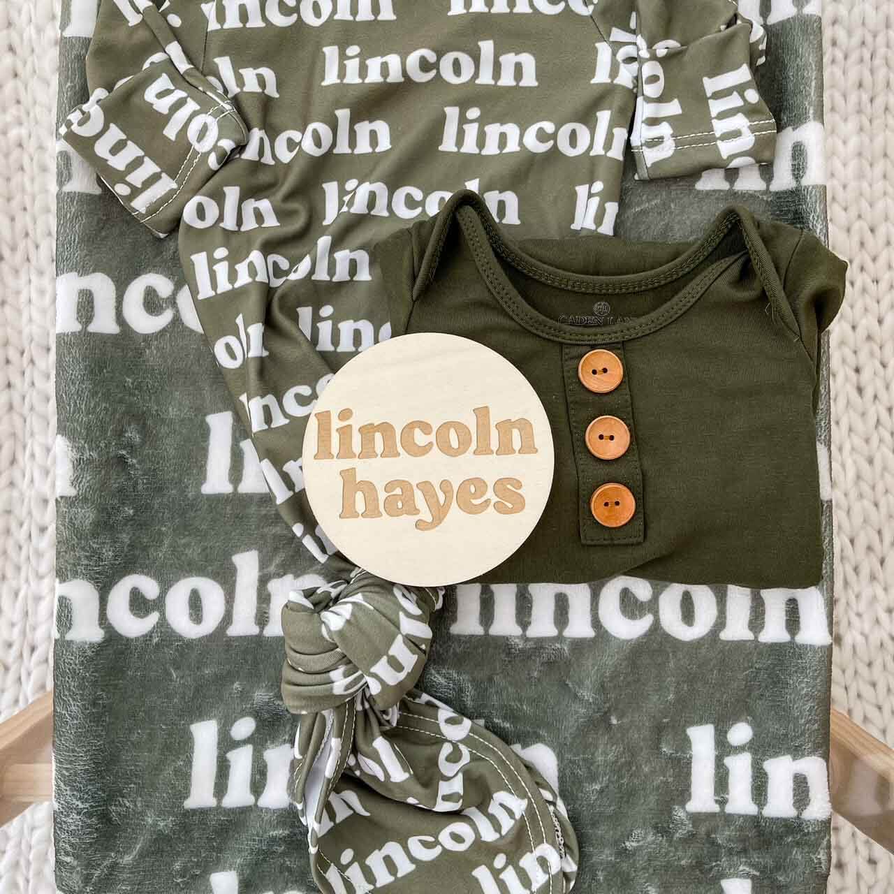  Personalized Baby Name Wood Announcement | Retro Vibes、mySite、layawaytickets