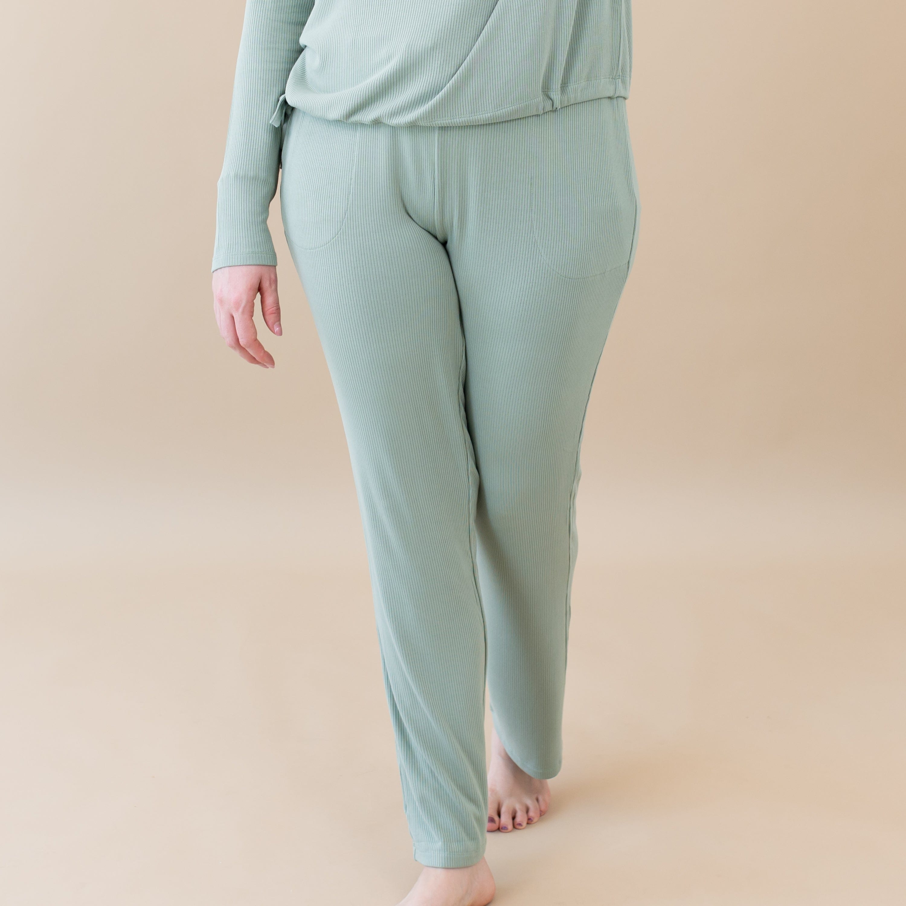  Women's Ribbed High Waisted Wide Leg Pant in Thyme、mySite、layawaytickets