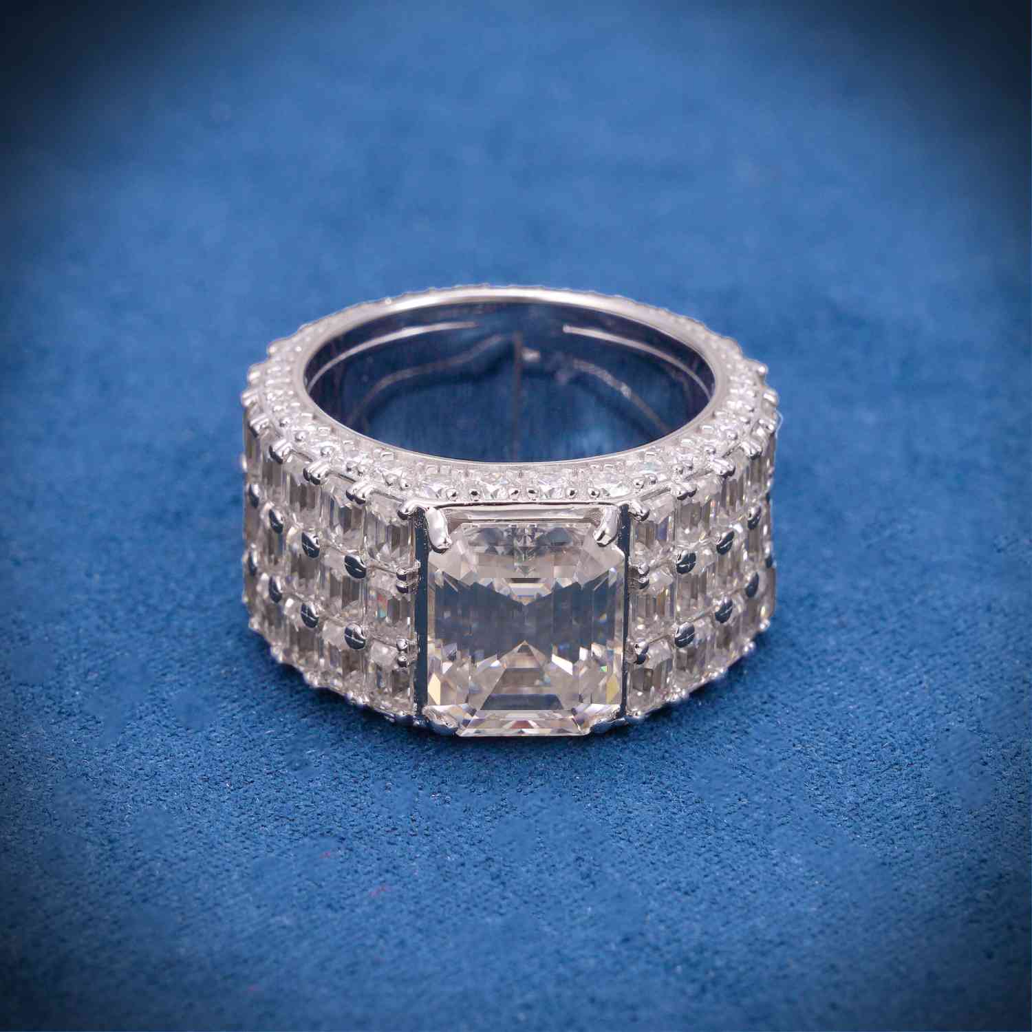 Moissanite 3-Row Emerald Cut Band Ring 14K Gold、mySite、hinf8tx79