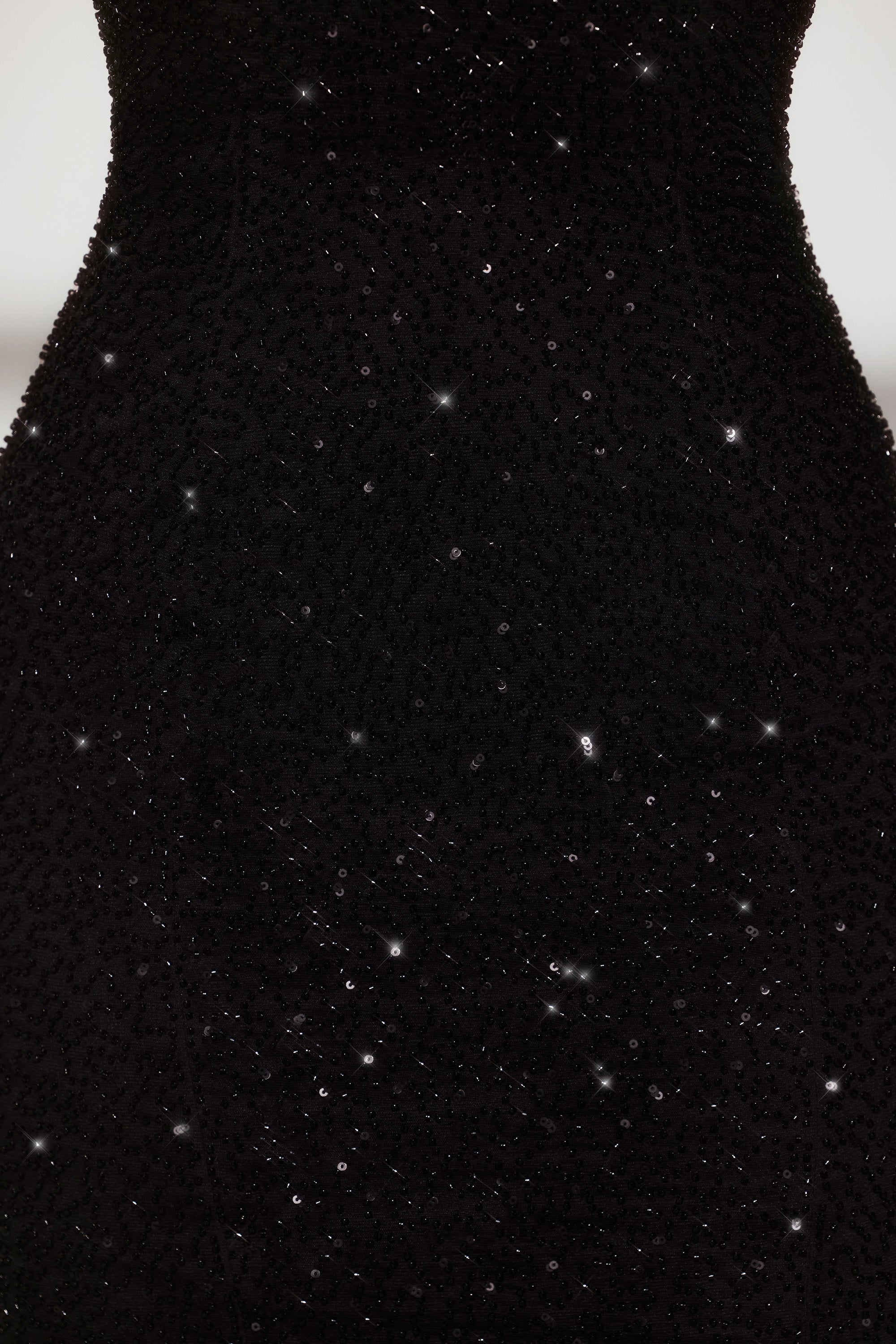 Embellished Plunge Halter Neck Midaxi Dress in Black、mySite、solidvoid