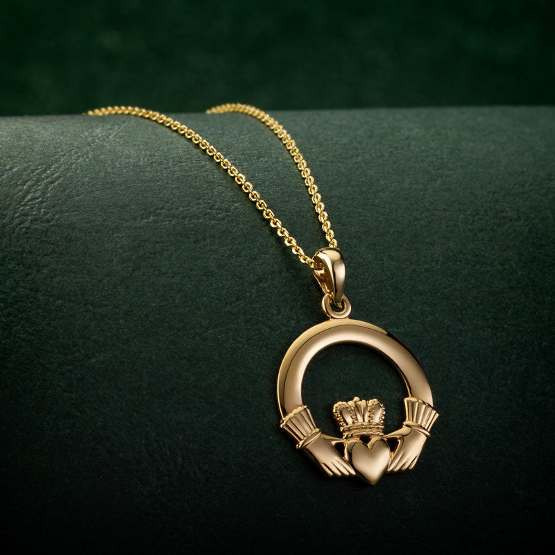 Gold Large Claddagh Pendant、mySite、botmansion