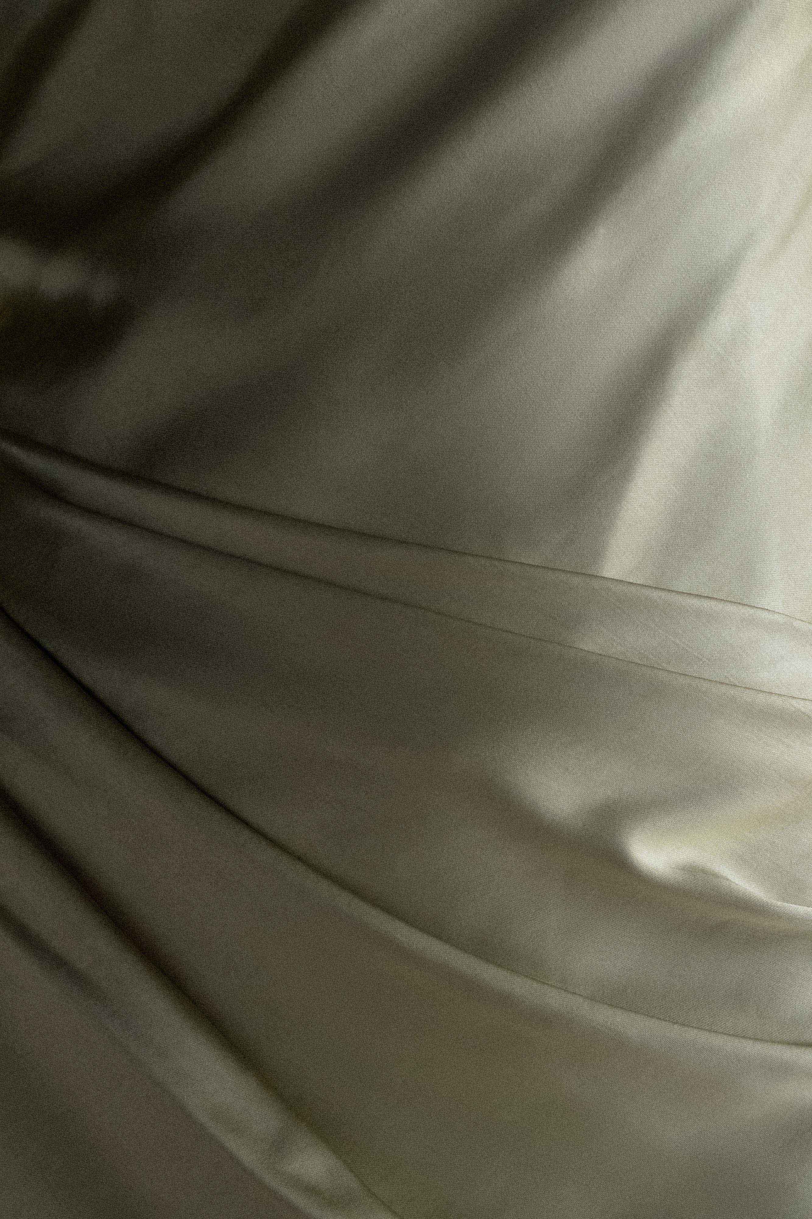 Iris Long Sleeve Satin Maxi Dress - Sage、mySite、solidvoid