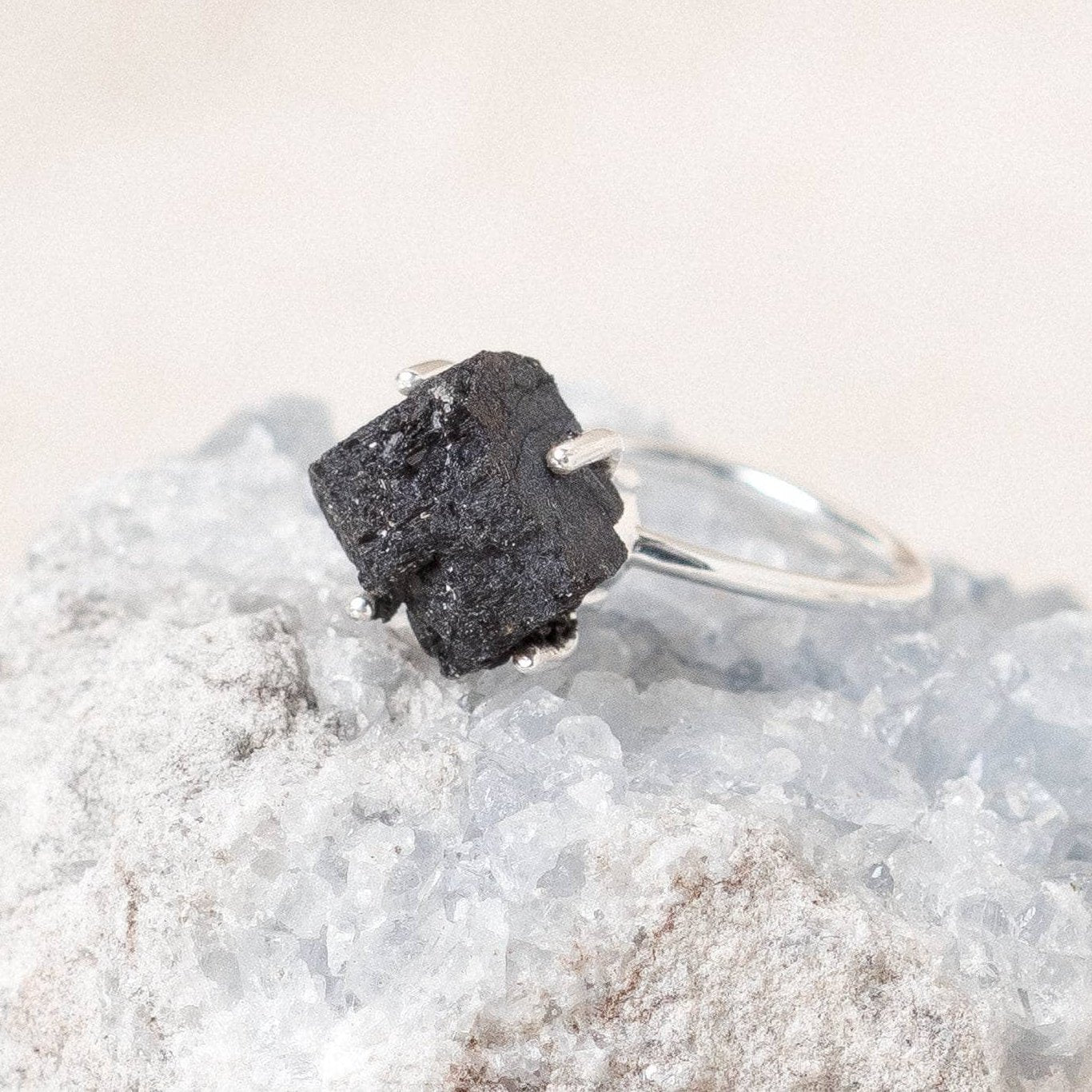 Black Tourmaline Raw Freeform Gold or Silver Ring、mySite、hinf8tx79