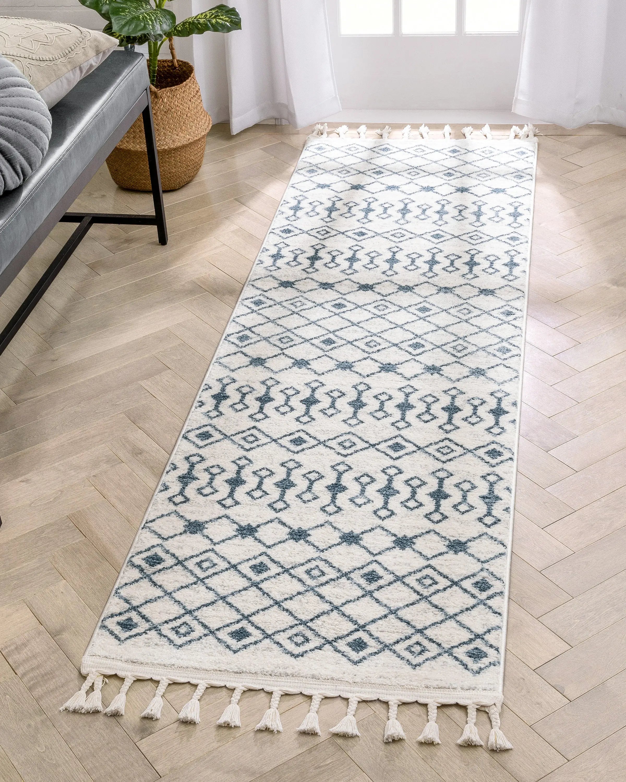 Transistora Nordic Tribal Trellis Pattern Light Blue Ivory Rug、mySite、gigharbornorthrealestate